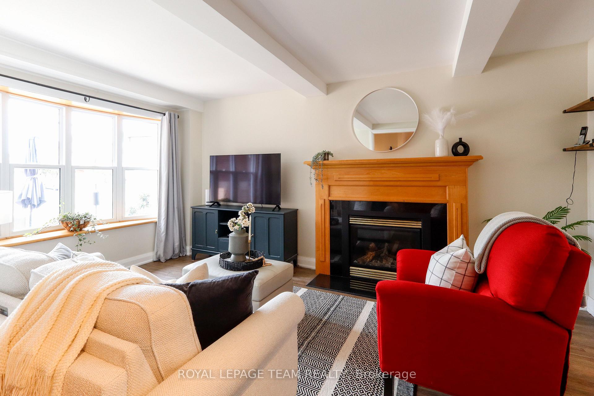 Photo 8 of 1501 Meadowbrook Road, Ottawa, Pineview — HOMEH