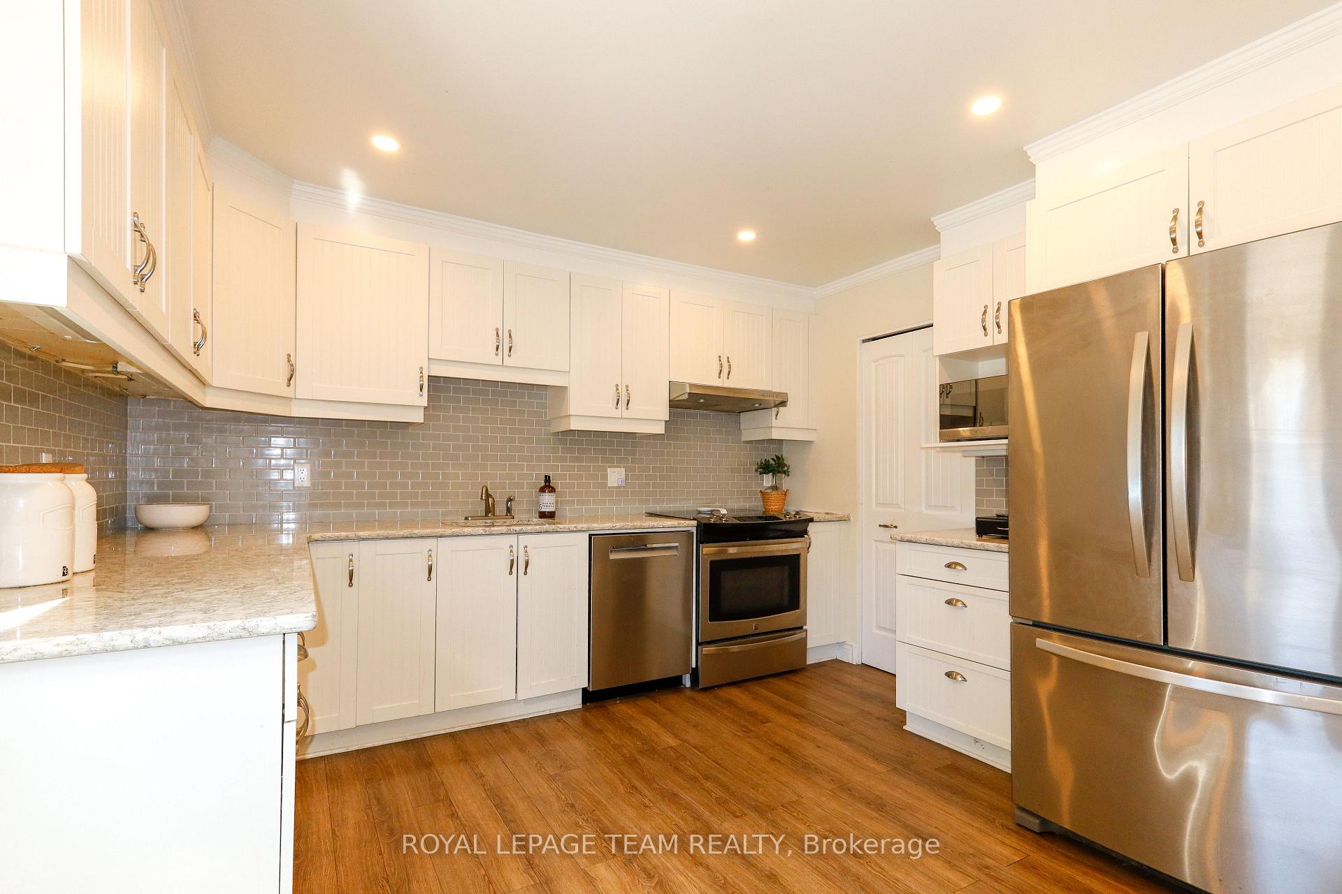 Photo 20 of 1501 Meadowbrook Road, Ottawa, Pineview — HOMEH
