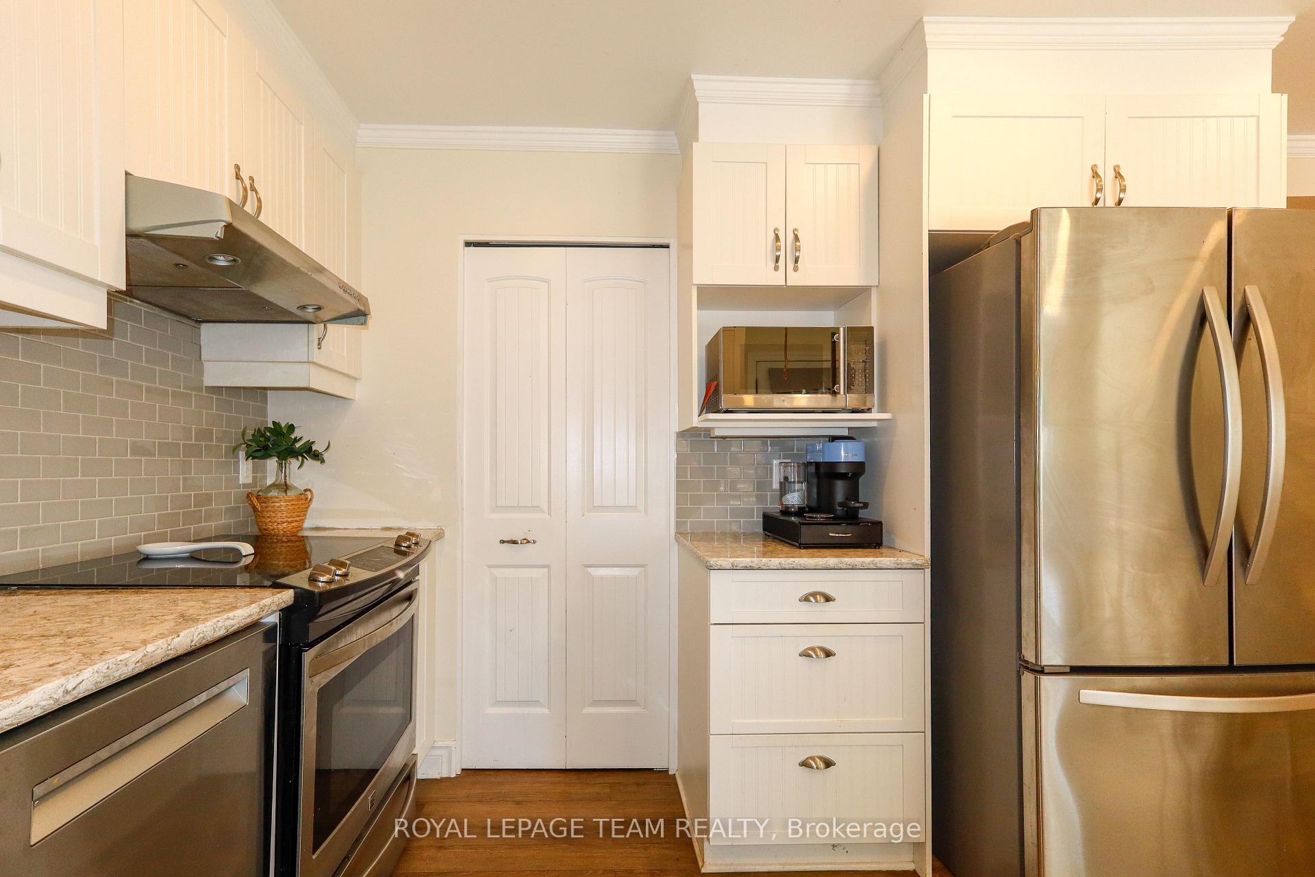 Photo 21 of 1501 Meadowbrook Road, Ottawa, Pineview — HOMEH