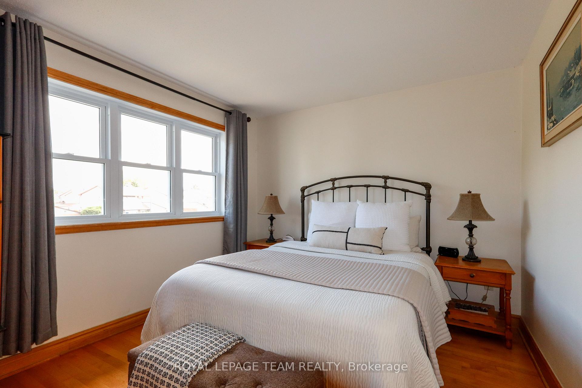 Photo 24 of 1501 Meadowbrook Road, Ottawa, Pineview — HOMEH