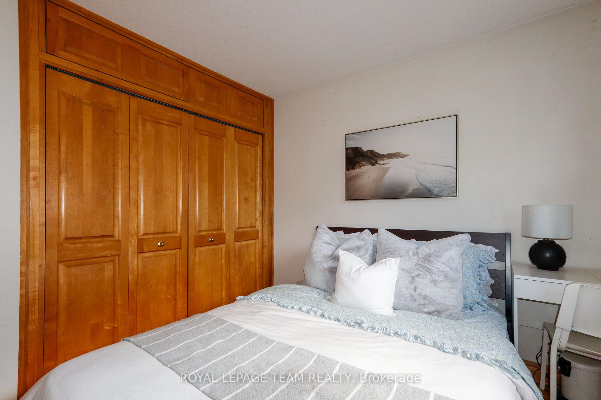 Photo 37 of 1501 Meadowbrook Road, Ottawa, Pineview — HOMEH