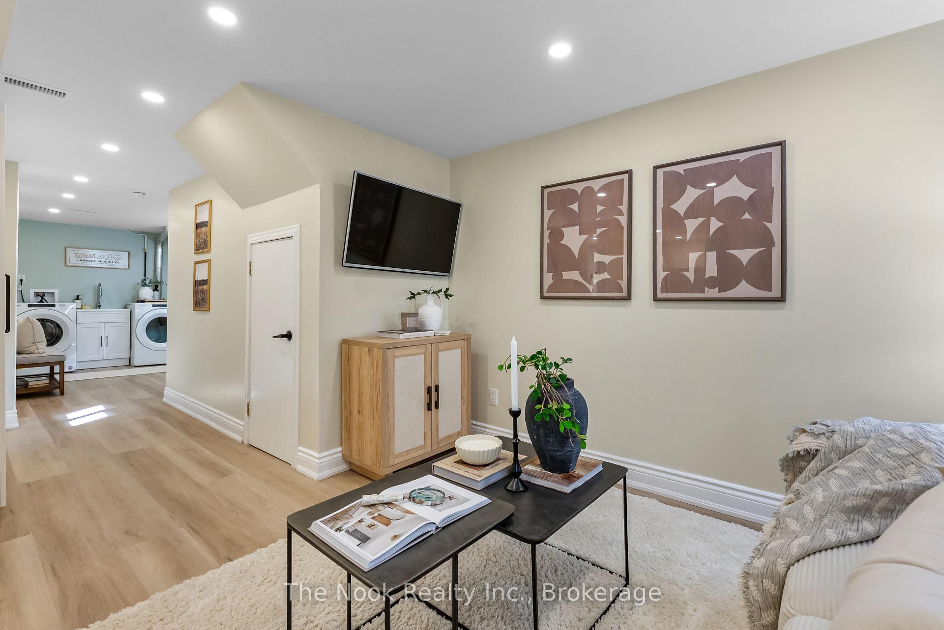 Photo 30 of 648 Berwick Crescent, Oshawa, McLaughlin — HOMEH