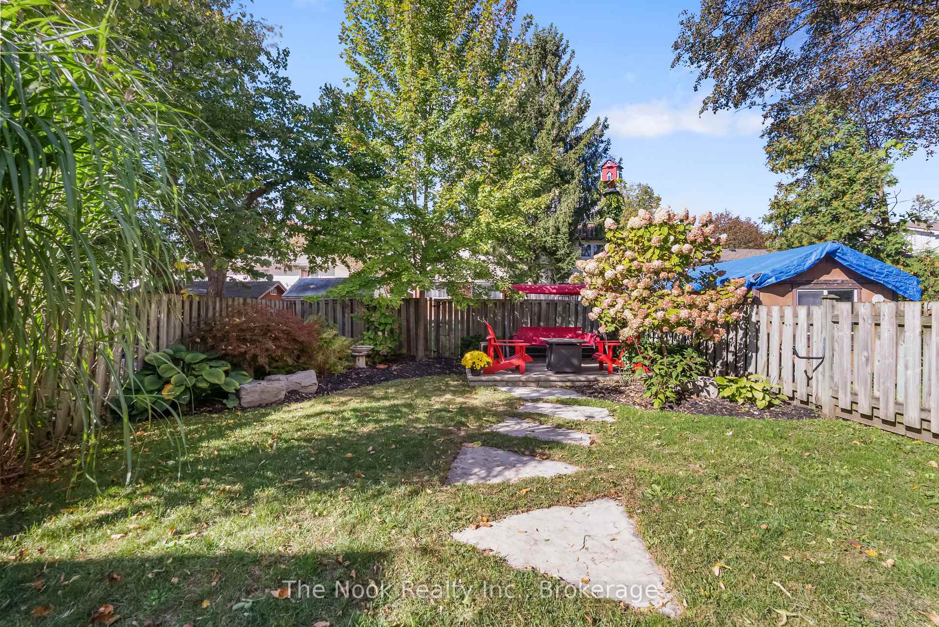 Photo 35 of 648 Berwick Crescent, Oshawa, McLaughlin — HOMEH