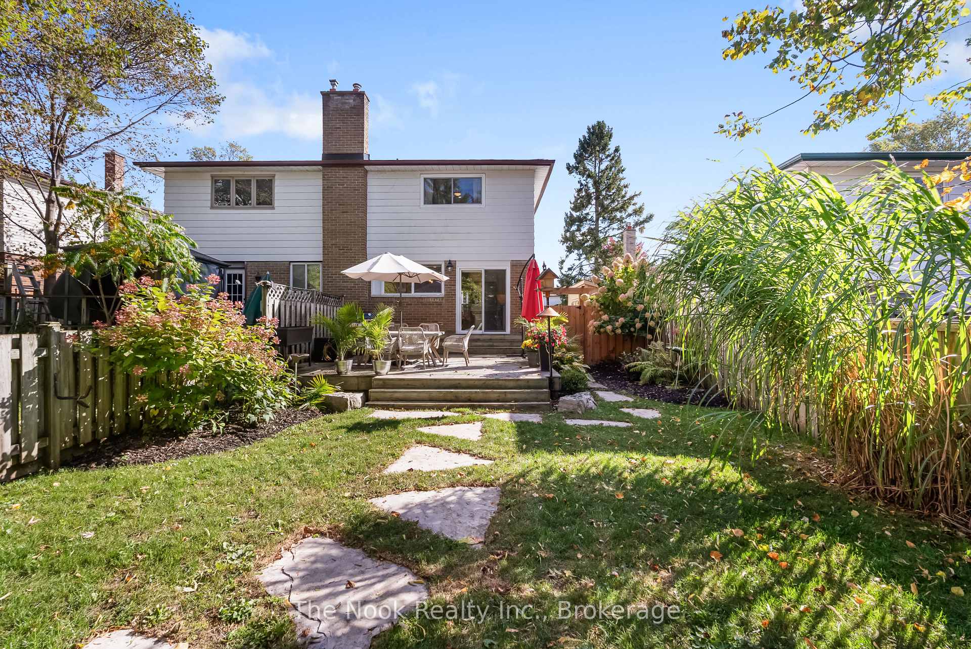 Photo 39 of 648 Berwick Crescent, Oshawa, McLaughlin — HOMEH