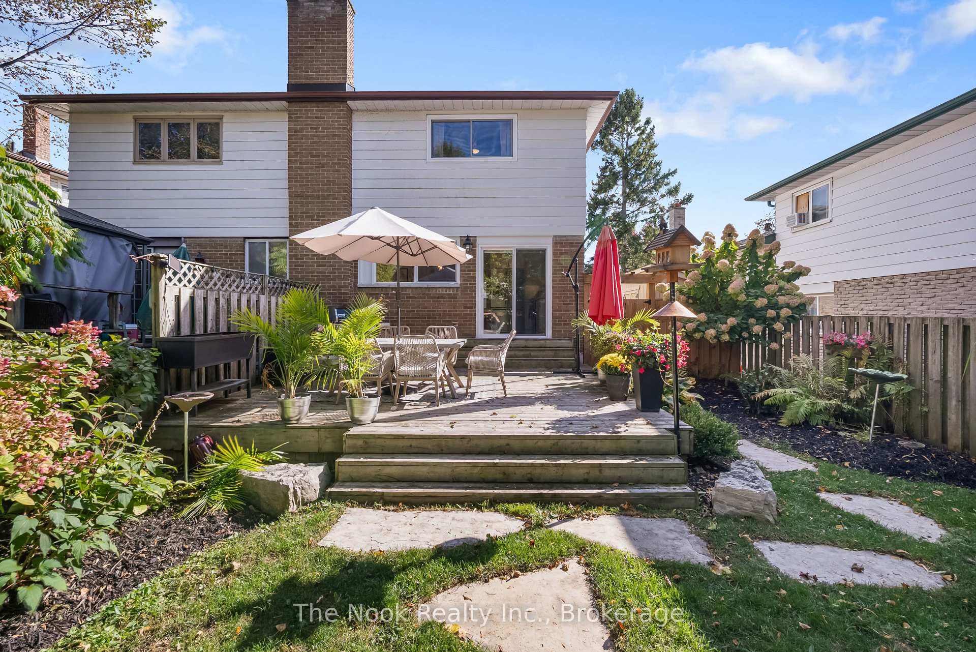Photo 40 of 648 Berwick Crescent, Oshawa, McLaughlin — HOMEH