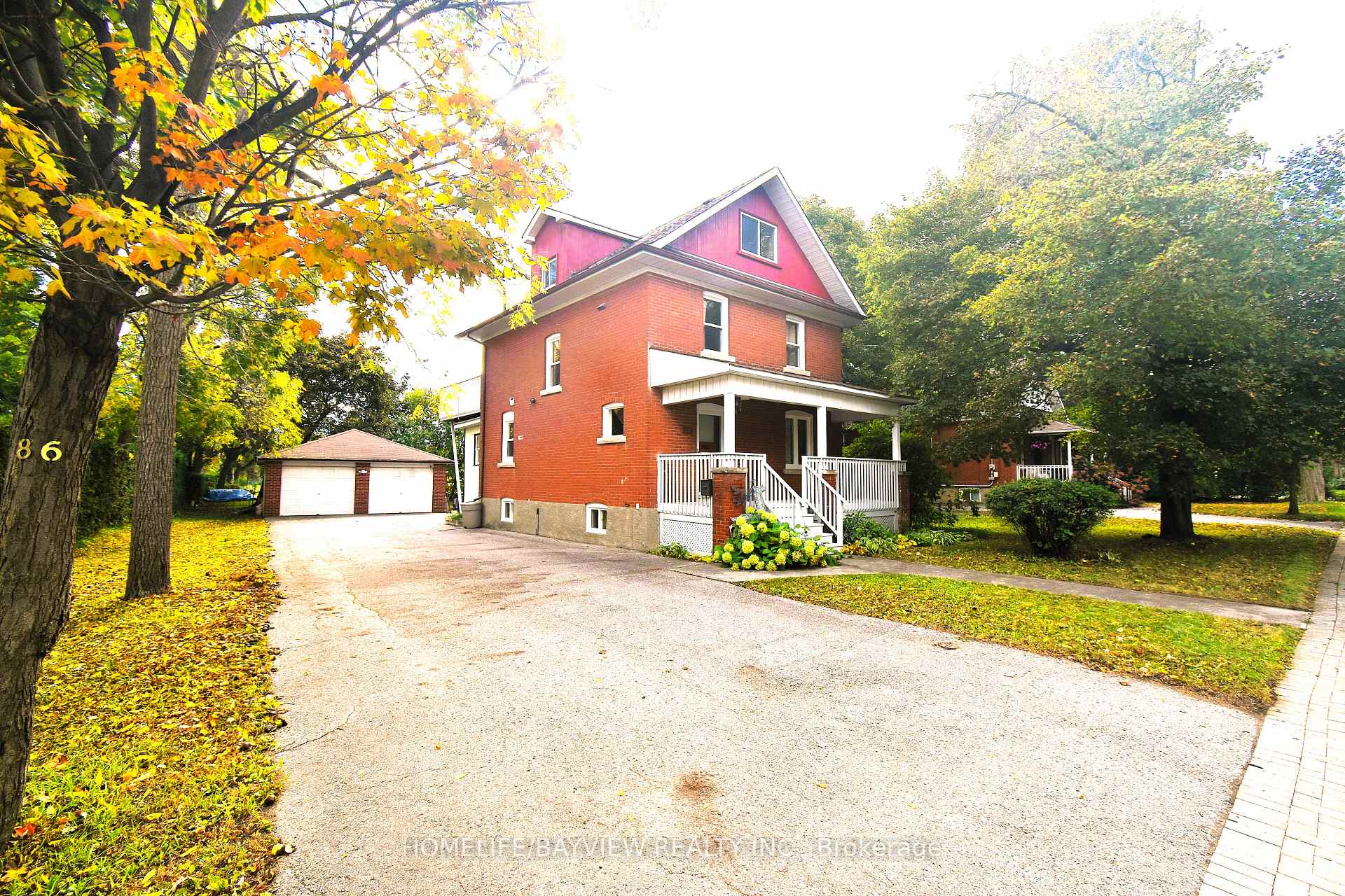Photo 1 of 82 Centre Street E, Richmond Hill, Crosby — HOMEH