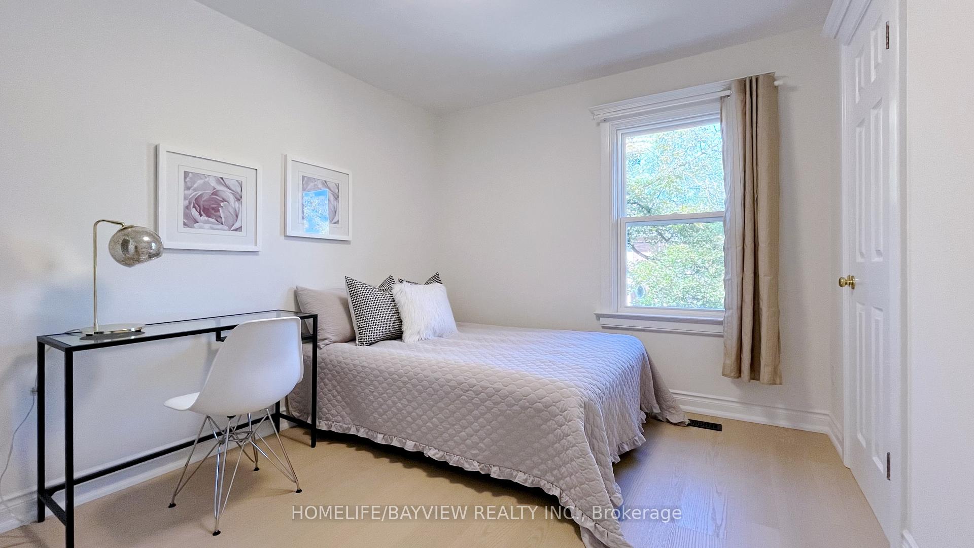 Photo 17 of 82 Centre Street E, Richmond Hill, Crosby — HOMEH