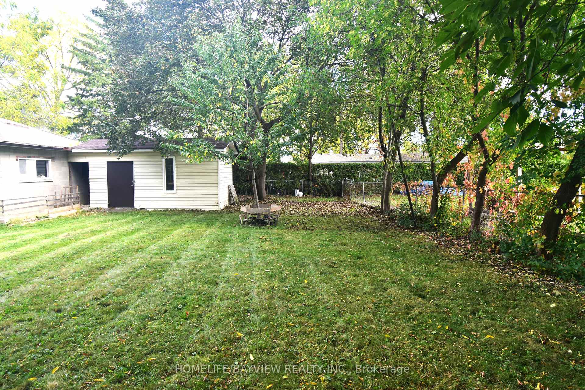 Photo 30 of 82 Centre Street E, Richmond Hill, Crosby — HOMEH