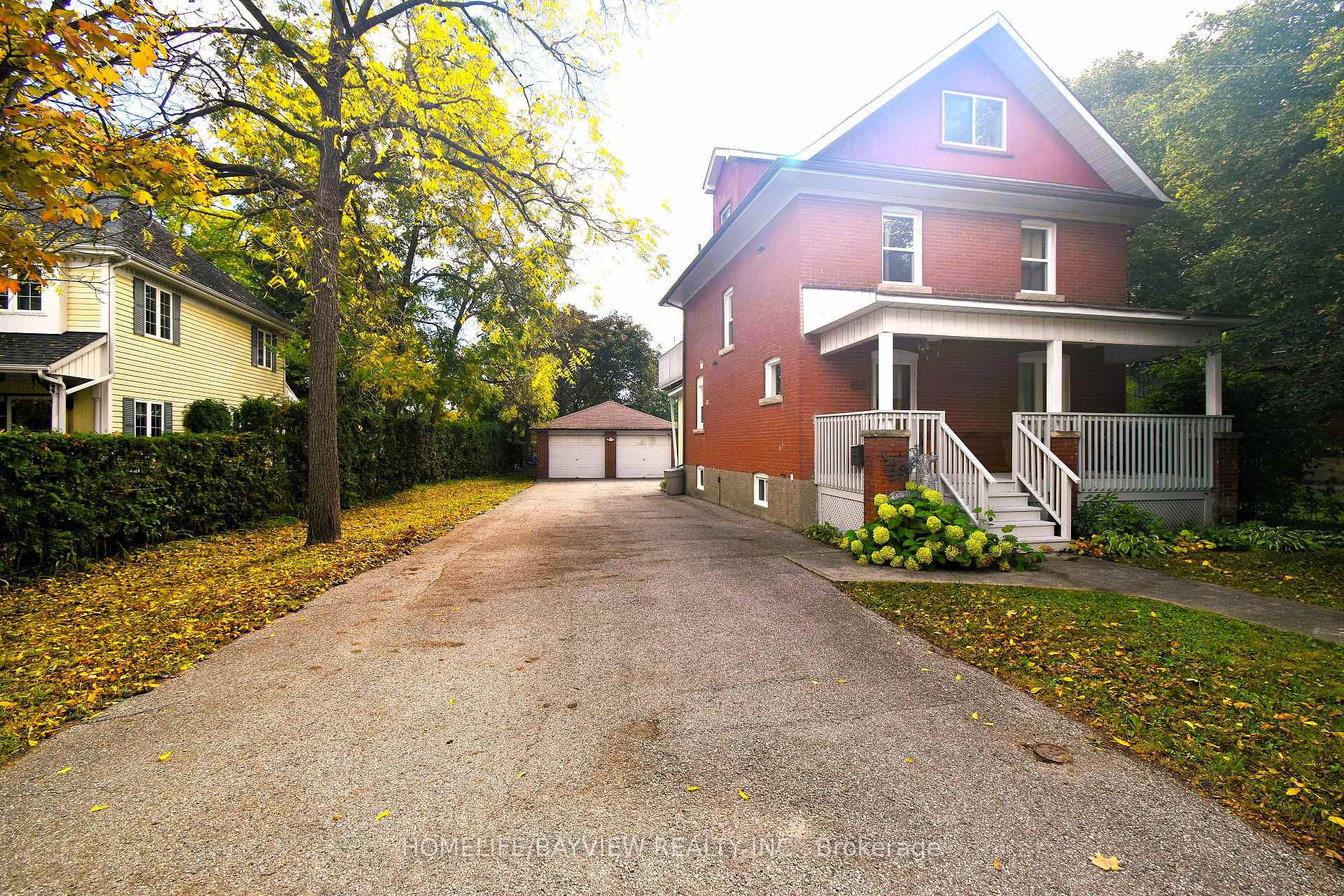 Photo 32 of 82 Centre Street E, Richmond Hill, Crosby — HOMEH