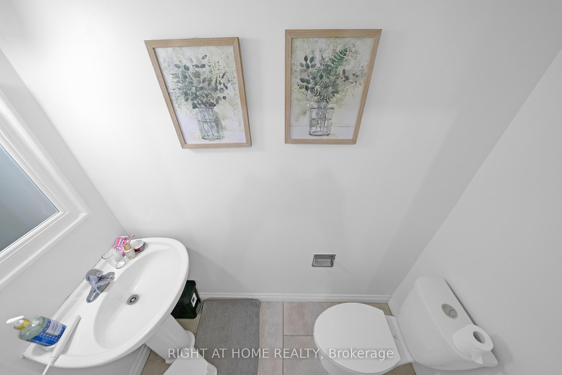 Photo 29 of 3241 Mccarthy Court, Mississauga, Applewood — HOMEH