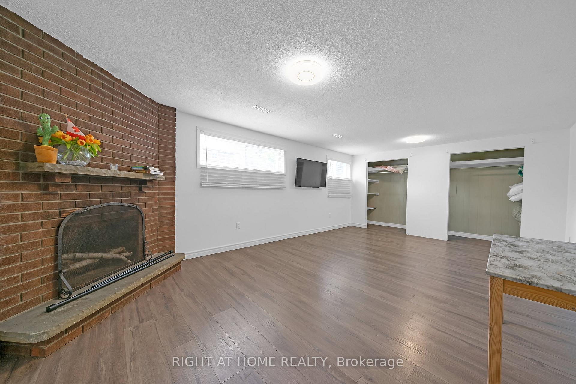 Photo 36 of 3241 Mccarthy Court, Mississauga, Applewood — HOMEH