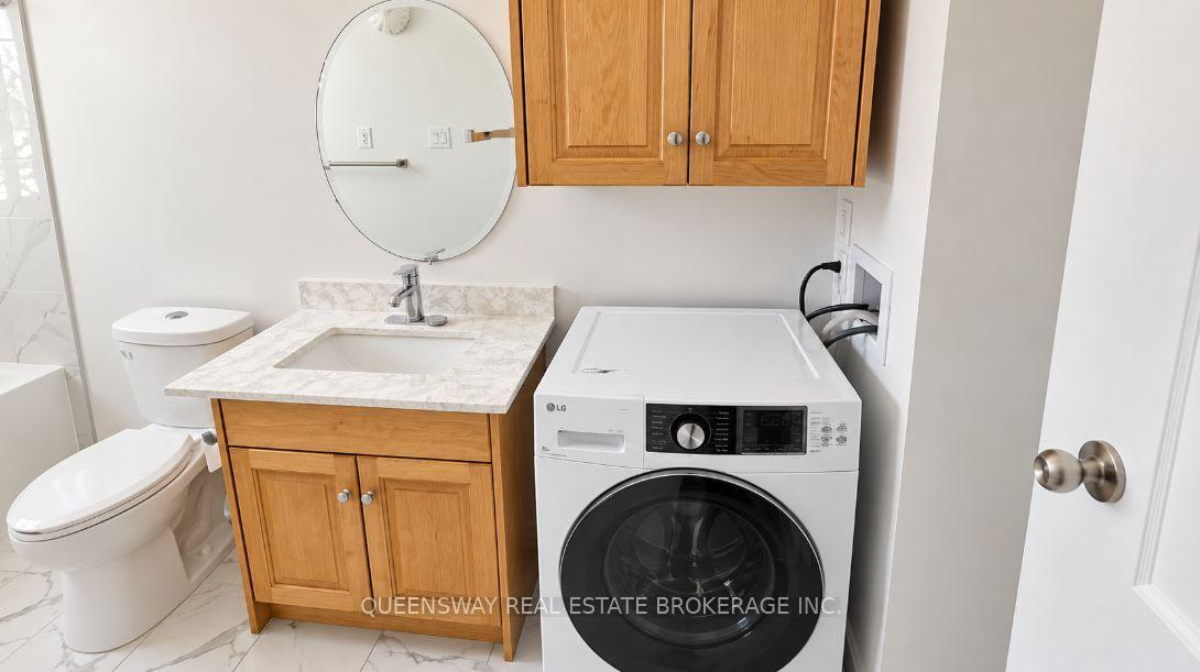 Photo 4 of Unit 1, 73 Mary Street, Barrie, City Centre — HOMEH