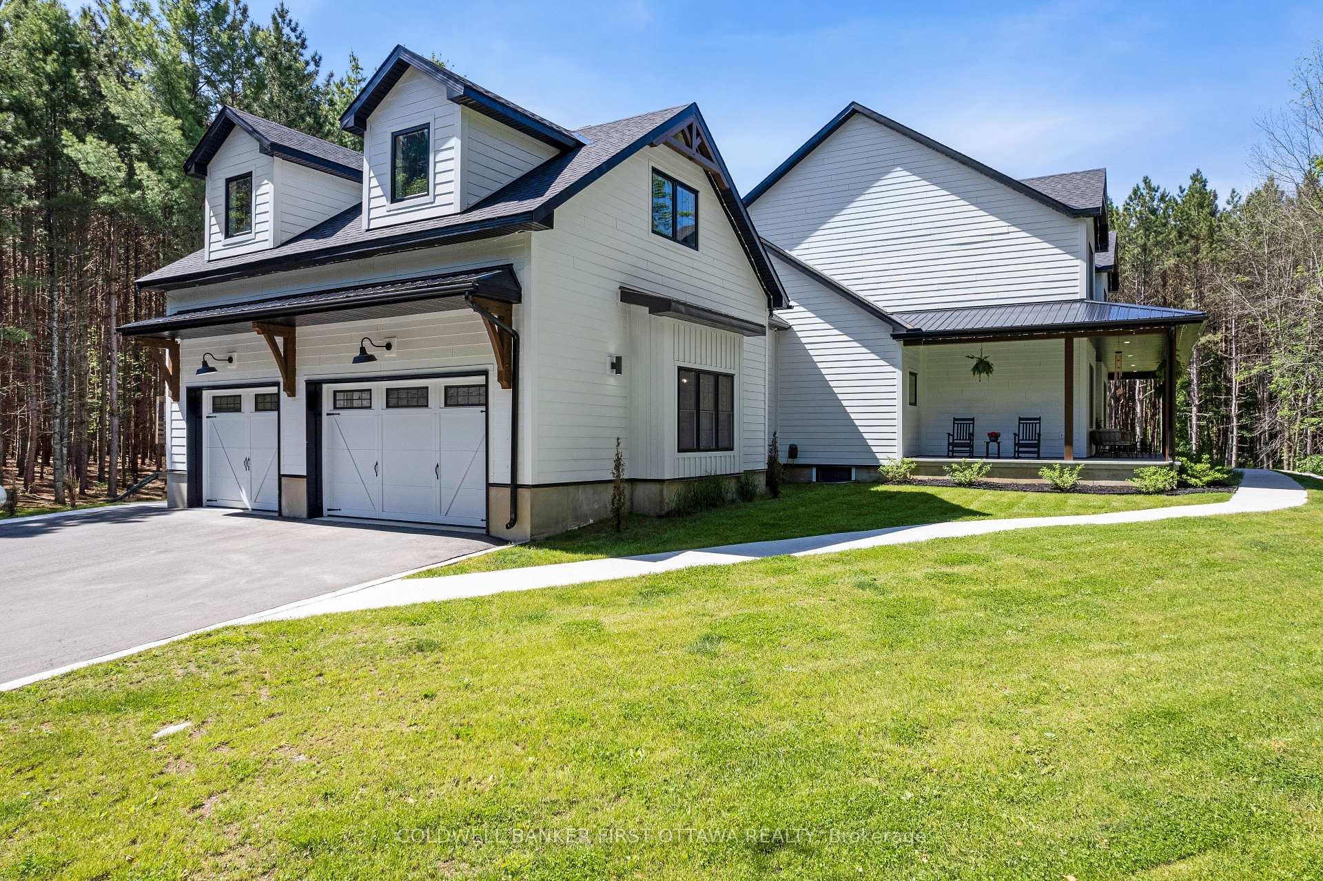 Photo 2 of 793 Powers Road, Tay Valley, Bathurst/Burgess & Sherbrooke (North Burgess) Twp — HOMEH