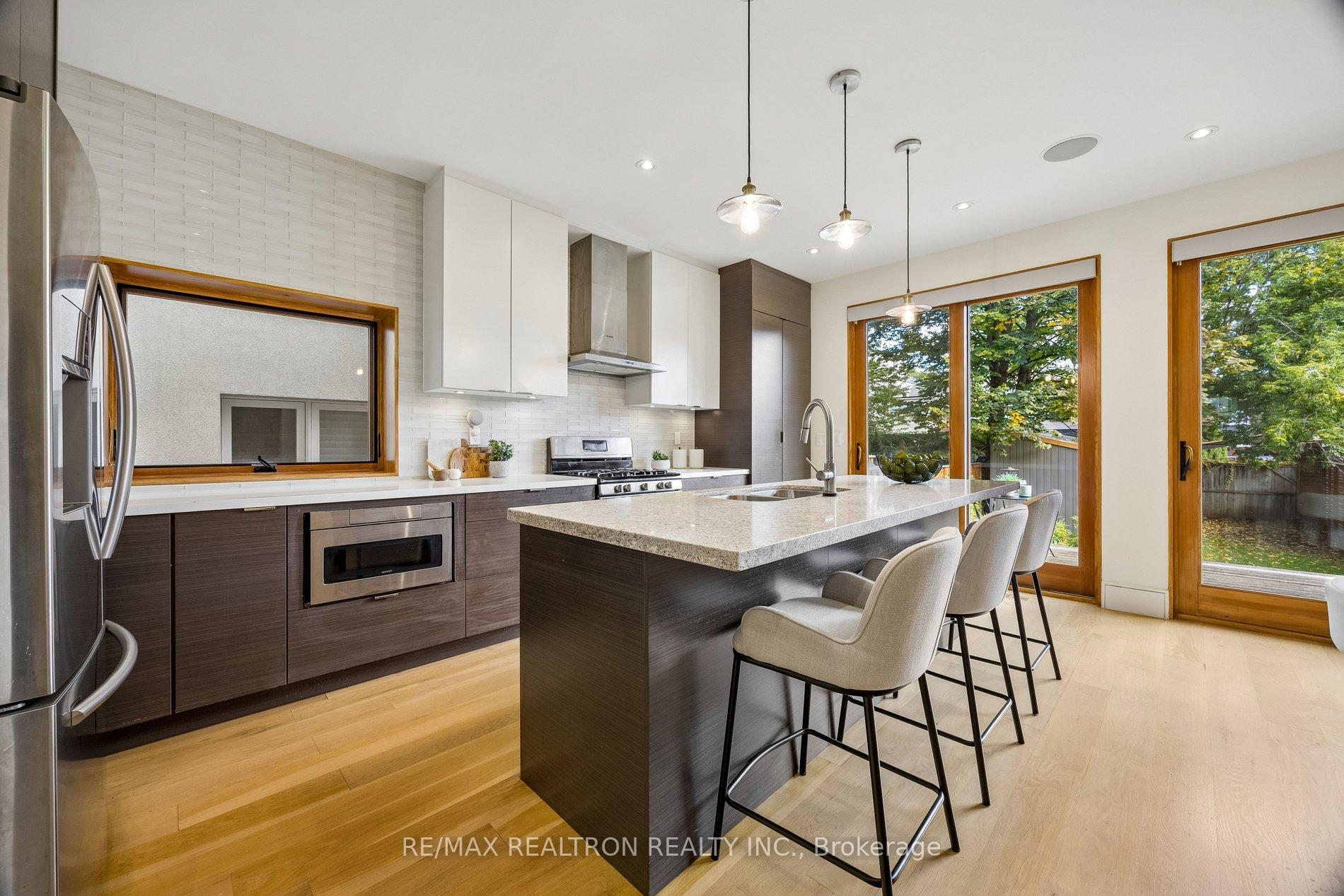 Photo 9 of 125 Pinewood Avenue, Toronto, Humewood-Cedarvale — HOMEH