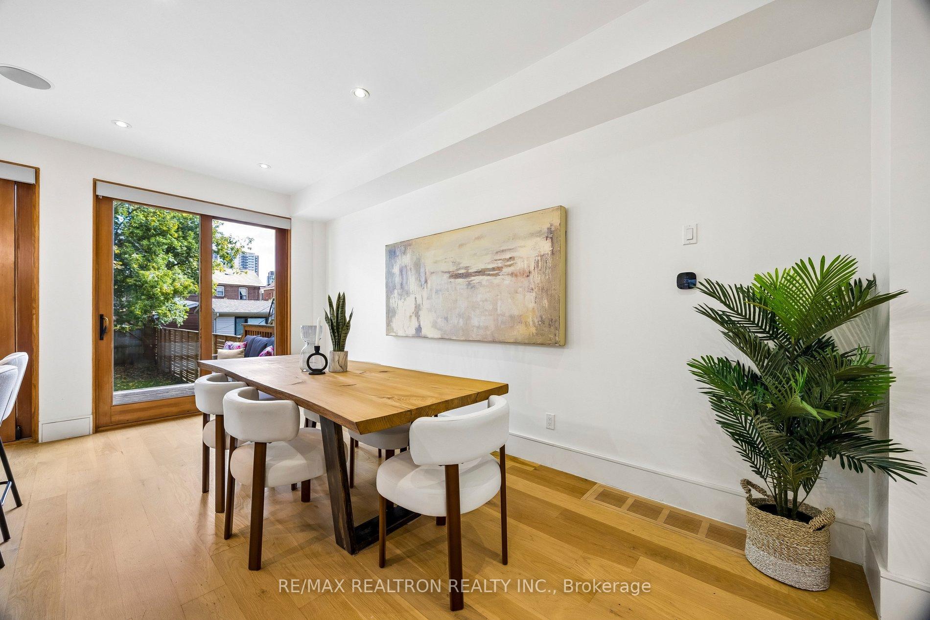 Photo 11 of 125 Pinewood Avenue, Toronto, Humewood-Cedarvale — HOMEH