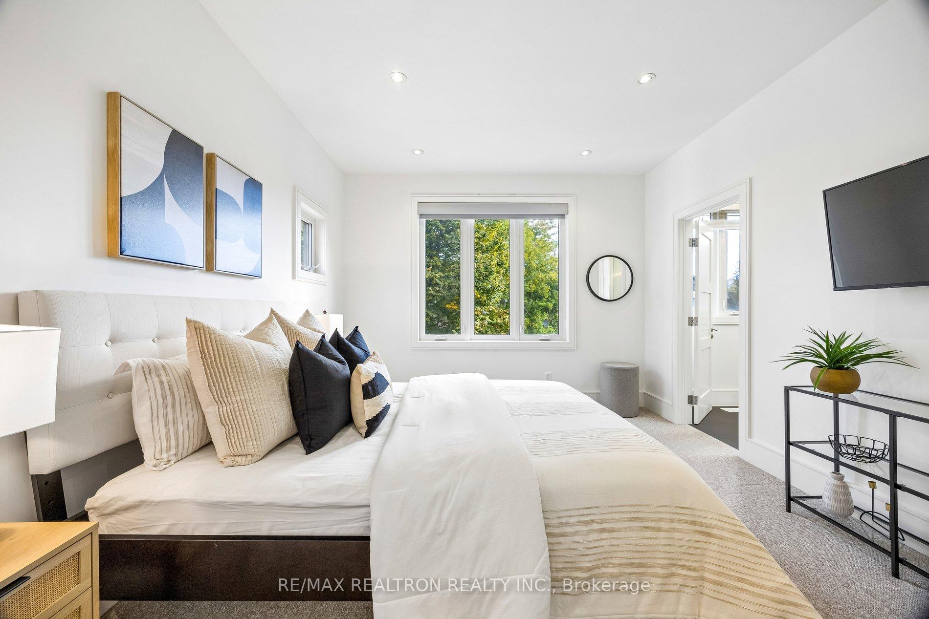 Photo 19 of 125 Pinewood Avenue, Toronto, Humewood-Cedarvale — HOMEH