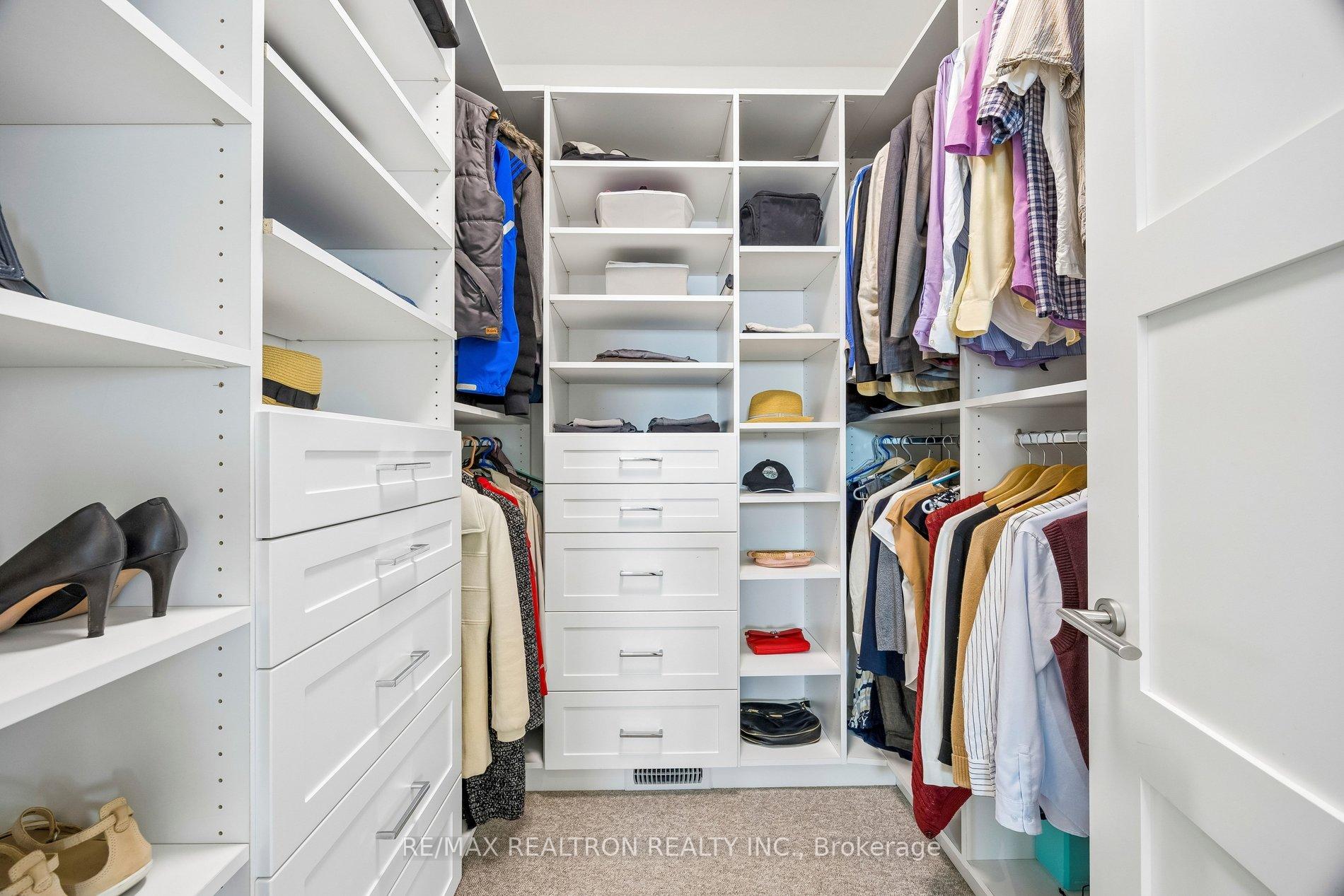 Photo 24 of 125 Pinewood Avenue, Toronto, Humewood-Cedarvale — HOMEH