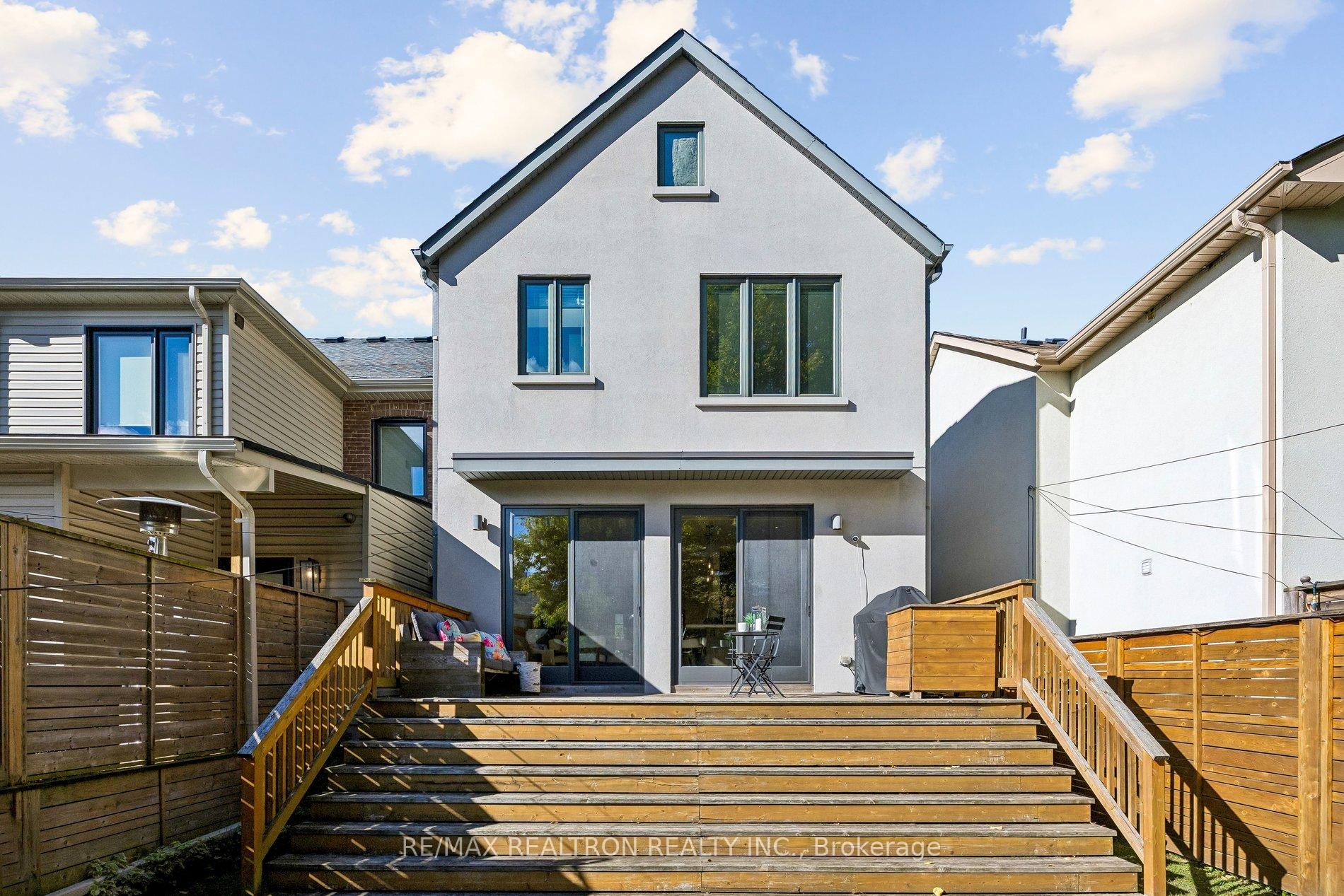 Photo 34 of 125 Pinewood Avenue, Toronto, Humewood-Cedarvale — HOMEH