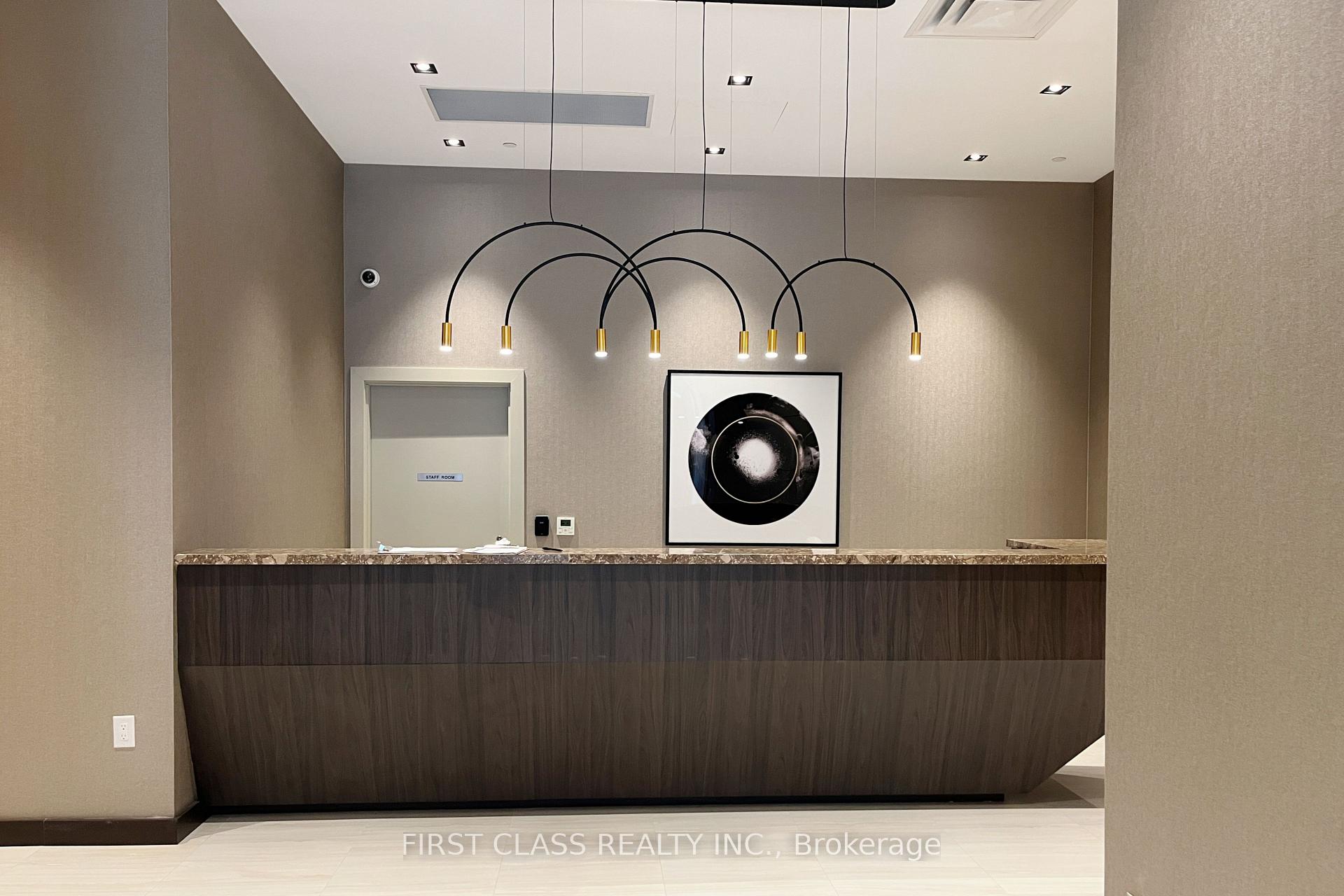 Photo 3 of Unit 1017, 60 Honeycrisp Crescent, Vaughan, Vaughan Corporate Centre — HOMEH
