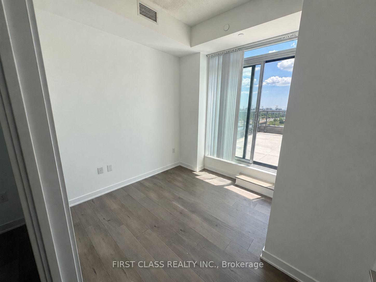 Photo 10 of Unit 1017, 60 Honeycrisp Crescent, Vaughan, Vaughan Corporate Centre — HOMEH