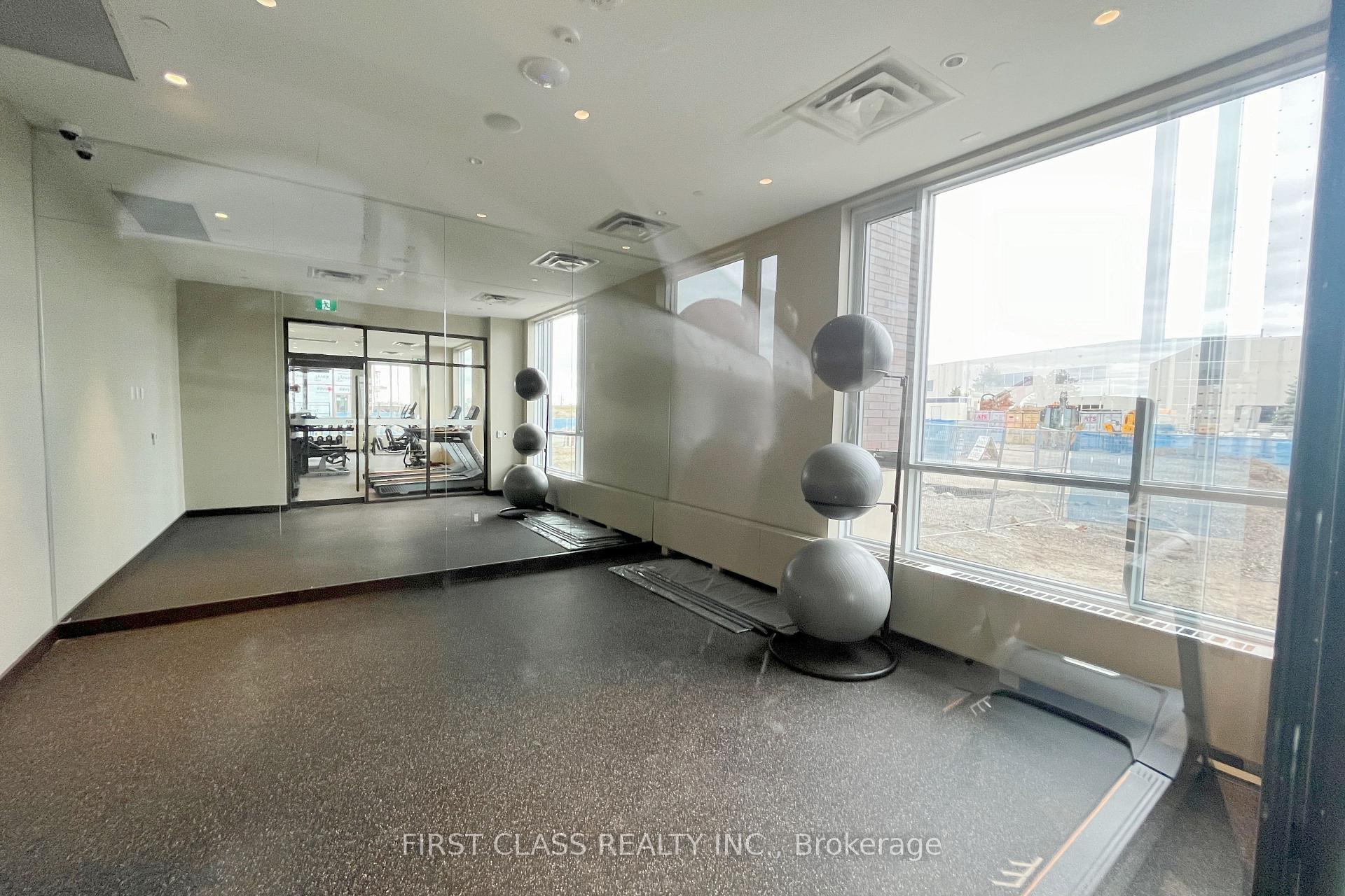 Photo 18 of Unit 1017, 60 Honeycrisp Crescent, Vaughan, Vaughan Corporate Centre — HOMEH