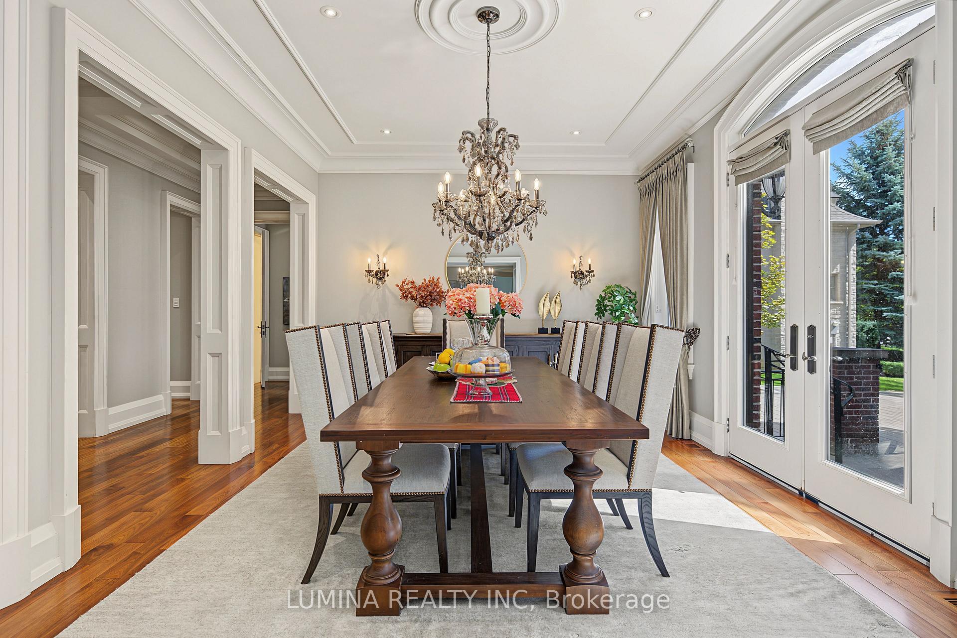 Photo 15 of 30 Davina Circle N, Aurora, Aurora Estates — HOMEH