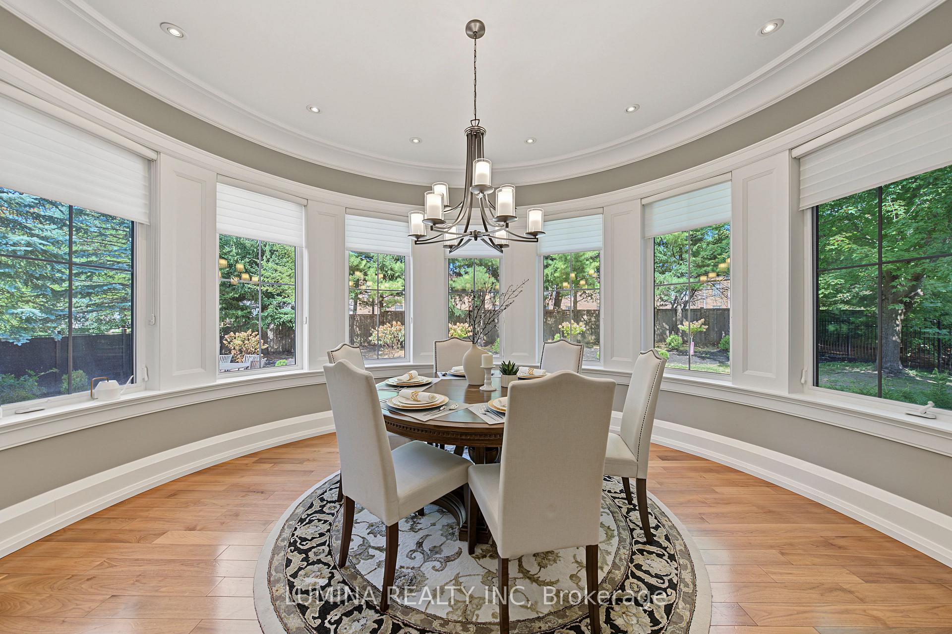 Photo 23 of 30 Davina Circle N, Aurora, Aurora Estates — HOMEH