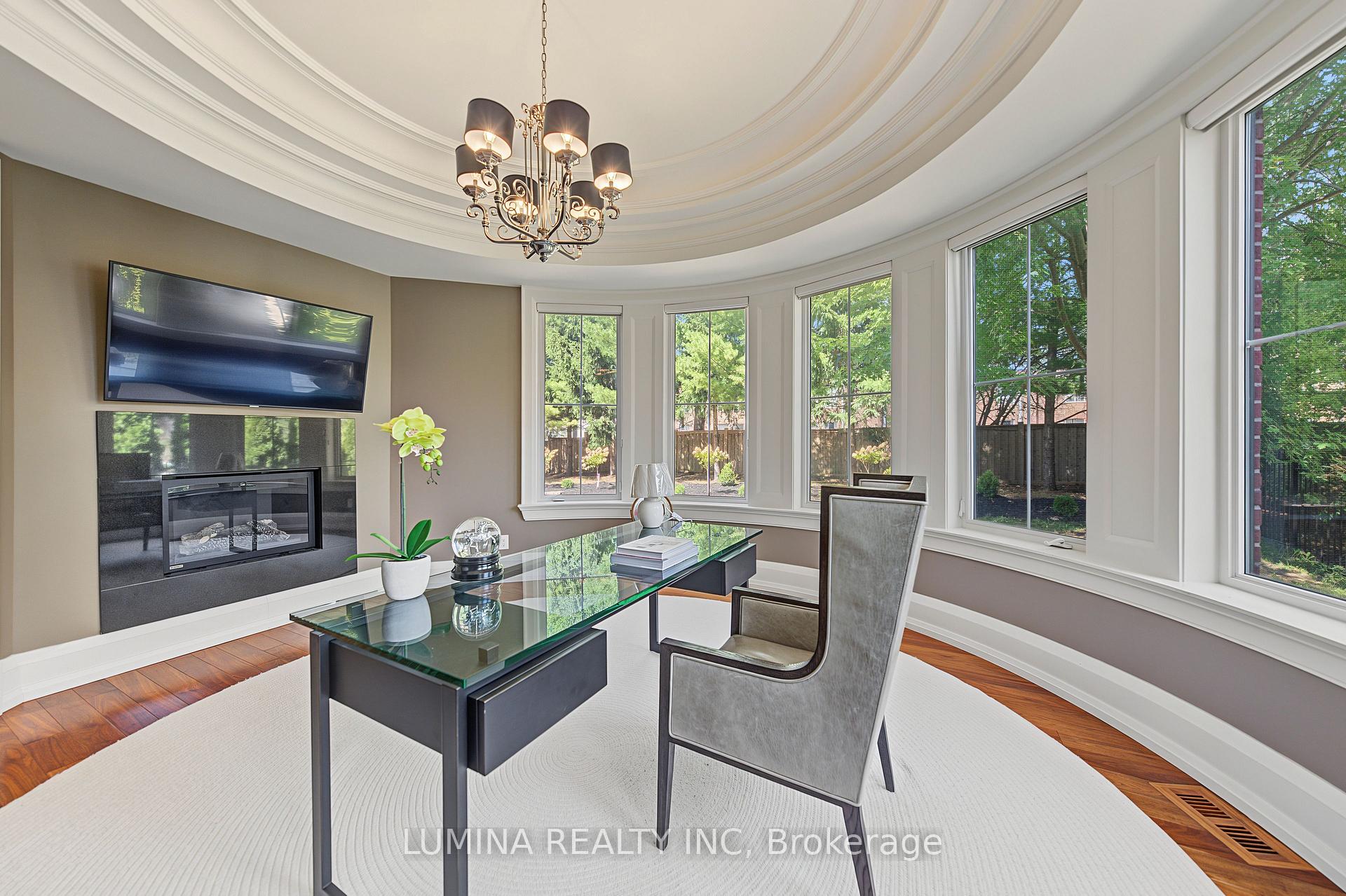 Photo 27 of 30 Davina Circle N, Aurora, Aurora Estates — HOMEH