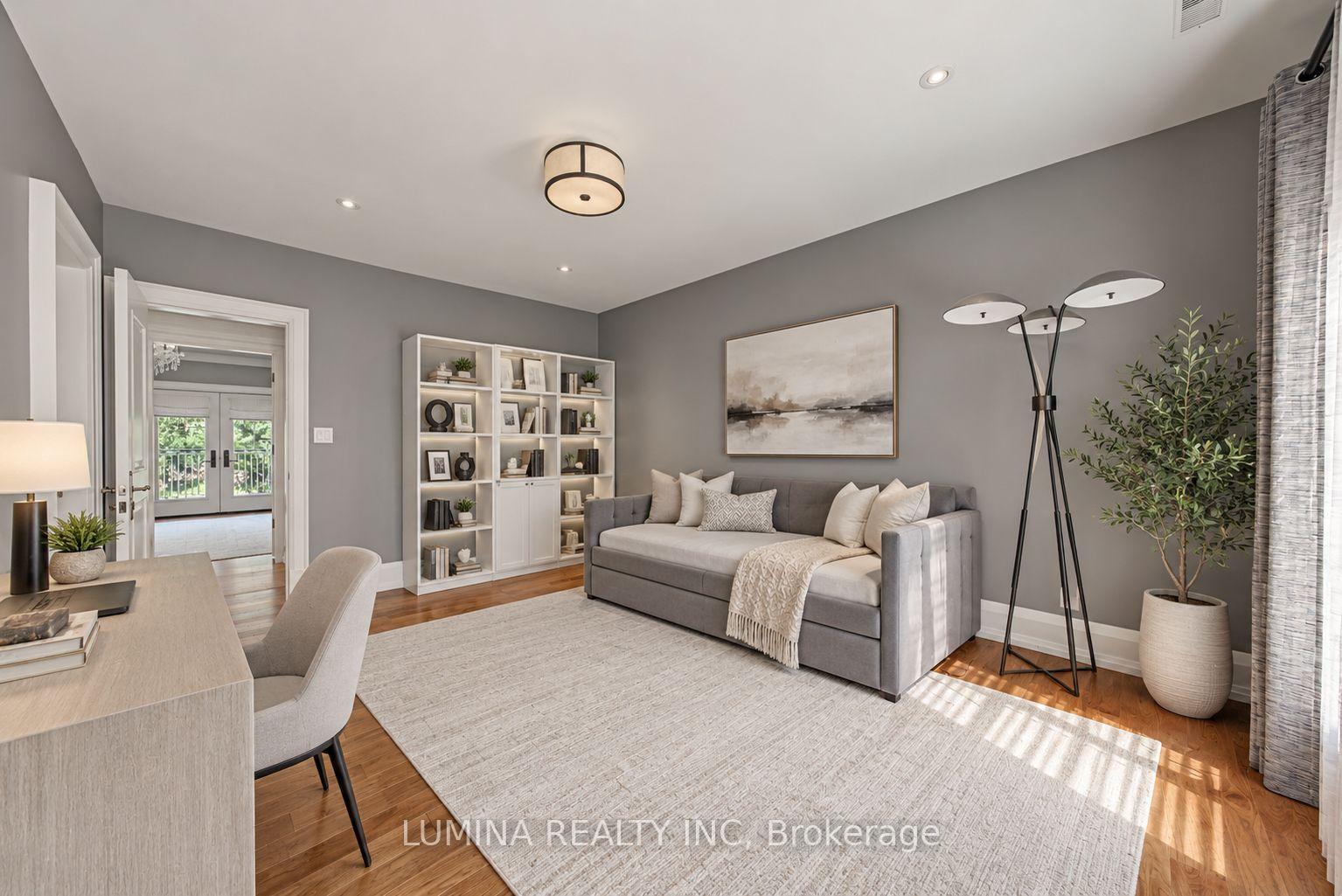 Photo 33 of 30 Davina Circle N, Aurora, Aurora Estates — HOMEH