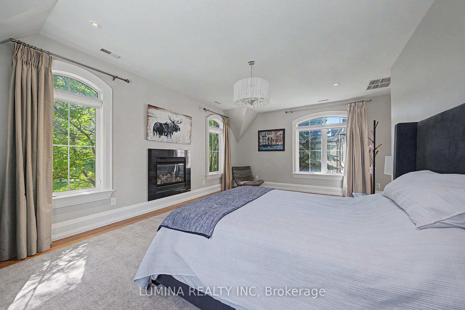 Photo 44 of 30 Davina Circle N, Aurora, Aurora Estates — HOMEH
