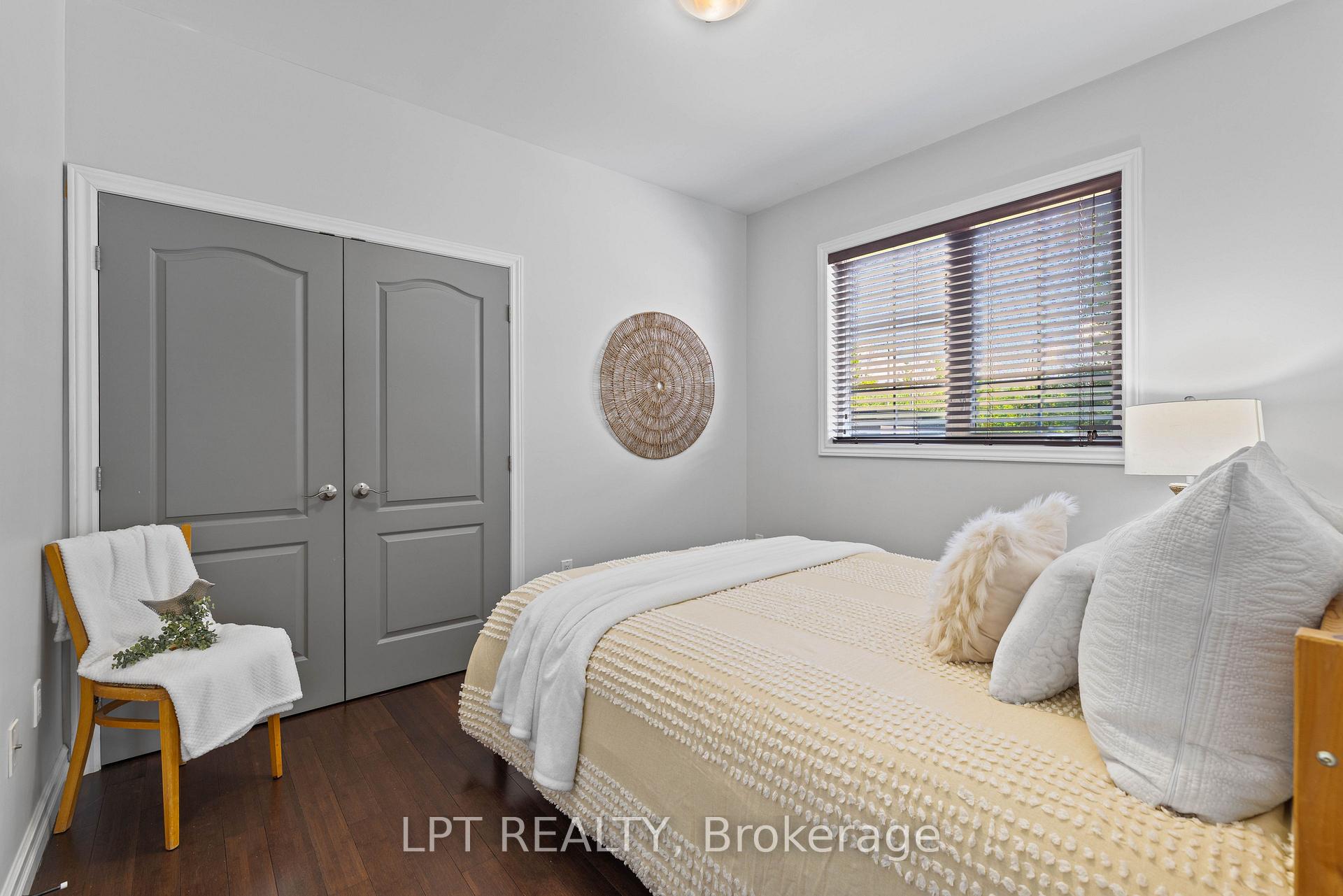 Photo 31 of 173 Lake Drive E, Georgina, Historic Lakeshore Communities — HOMEH