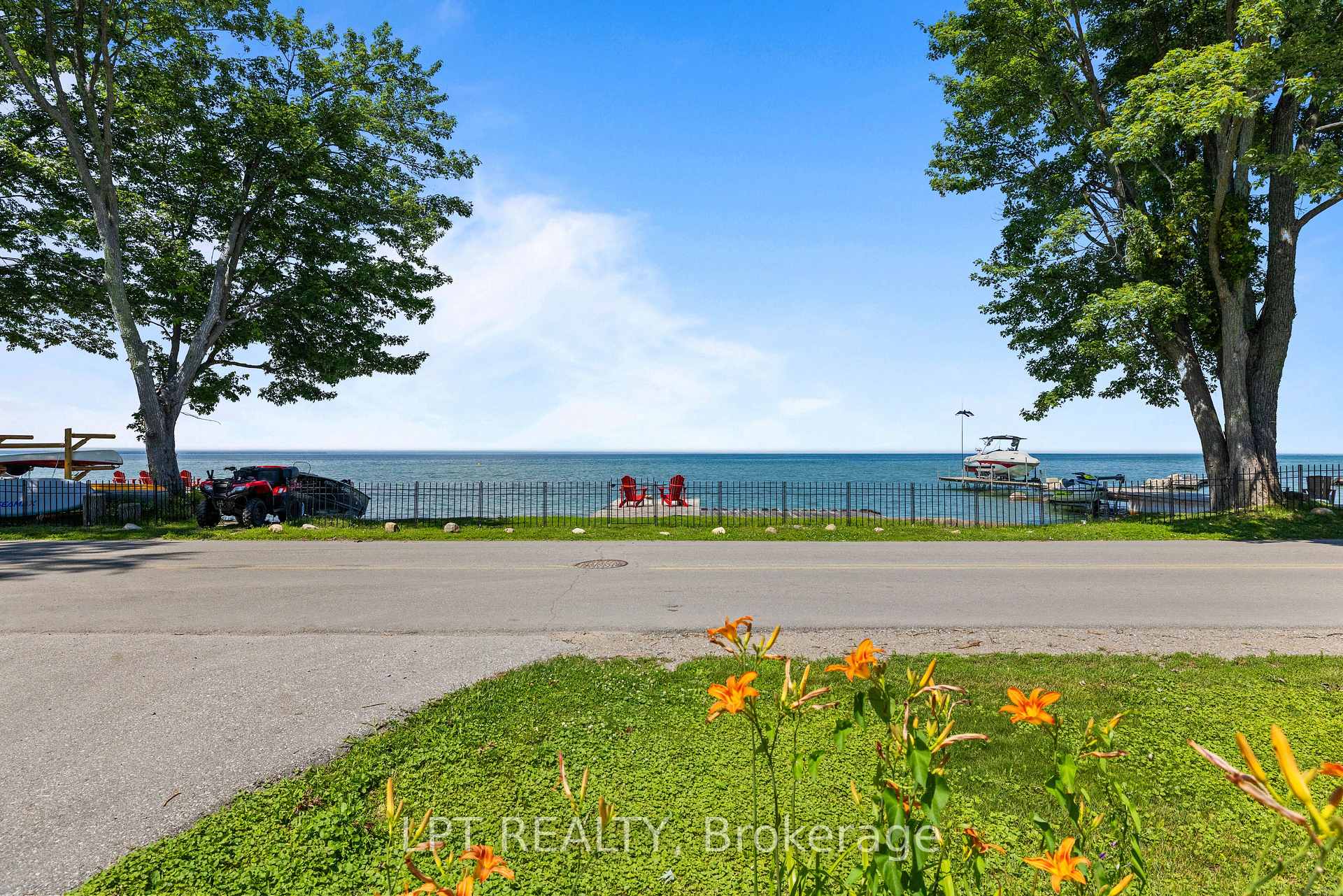 Photo 42 of 173 Lake Drive E, Georgina, Historic Lakeshore Communities — HOMEH