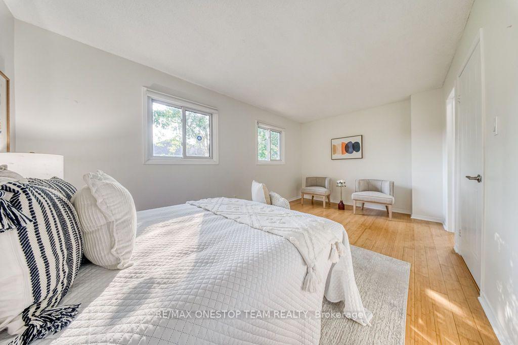 Photo 15 of 1376 Hazel Mccleary Drive, Oakville, Clearview — HOMEH