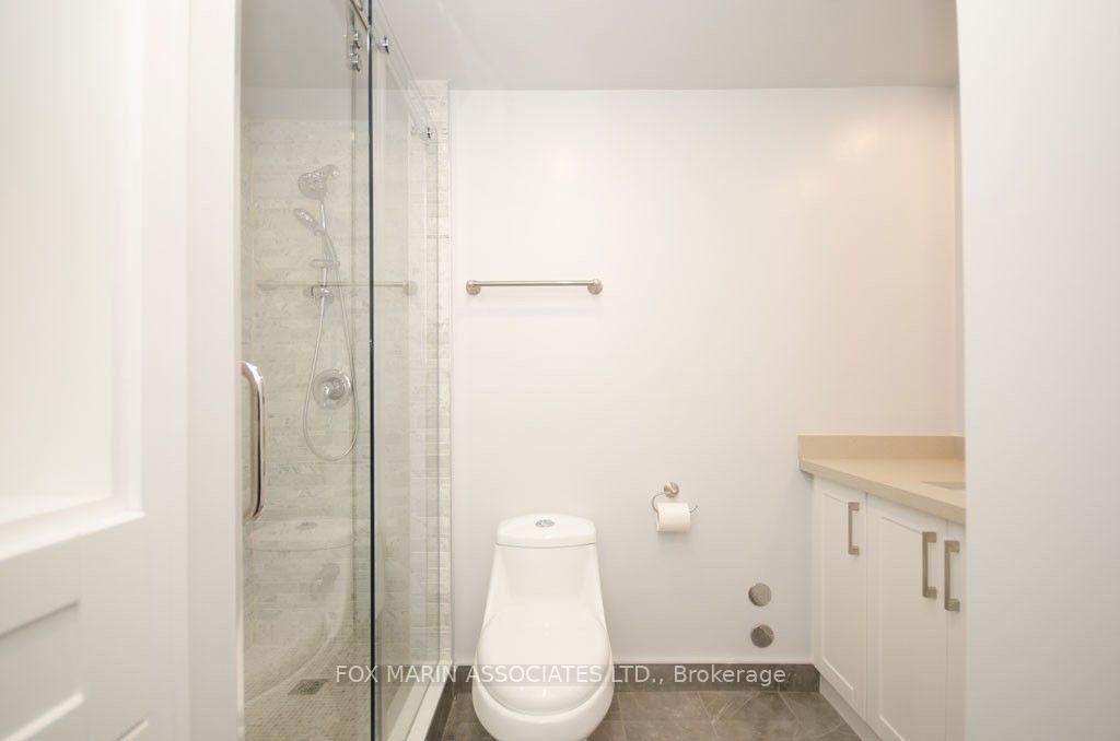 Photo 11 of Unit 711, 99 Harbour Square, Toronto, Waterfront Communities — HOMEH