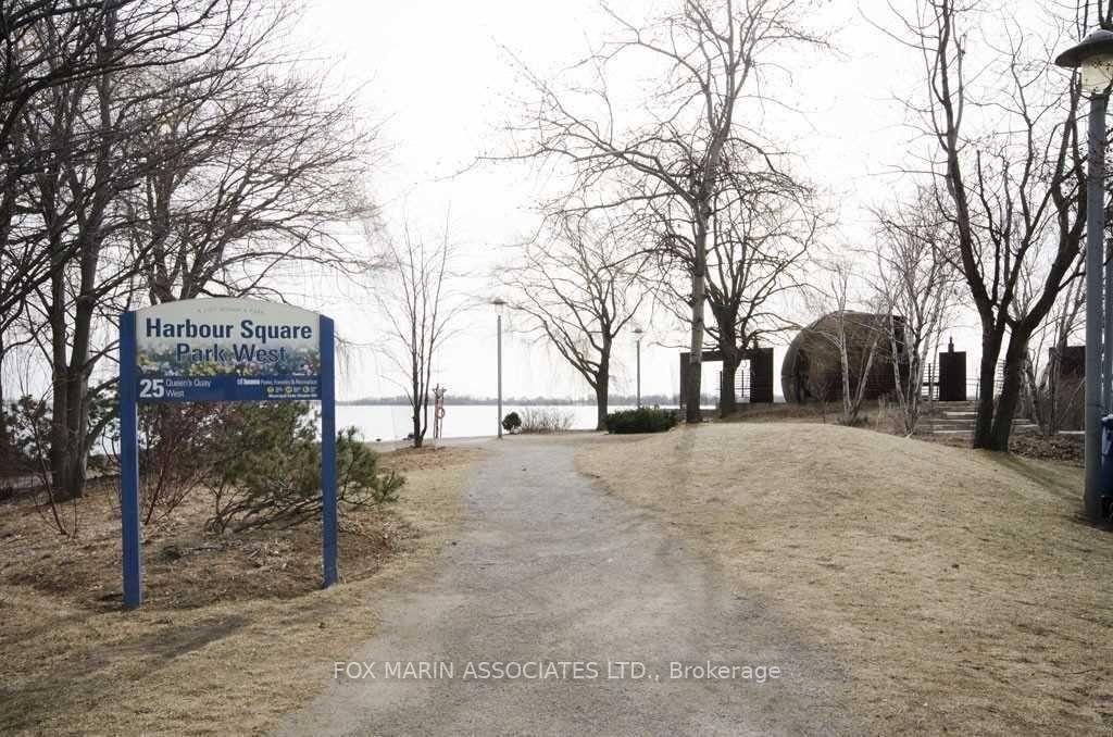 Photo 18 of Unit 711, 99 Harbour Square, Toronto, Waterfront Communities — HOMEH