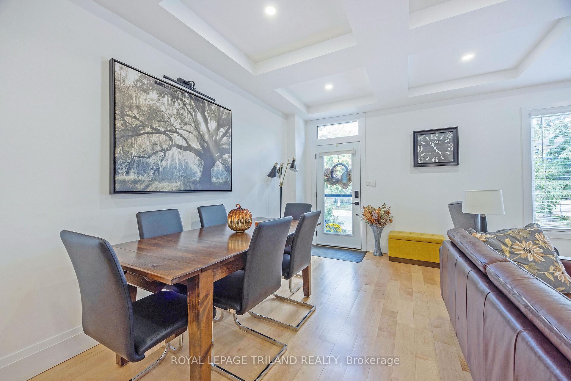Photo 9 of 349 Emery Street E, London, South G — HOMEH