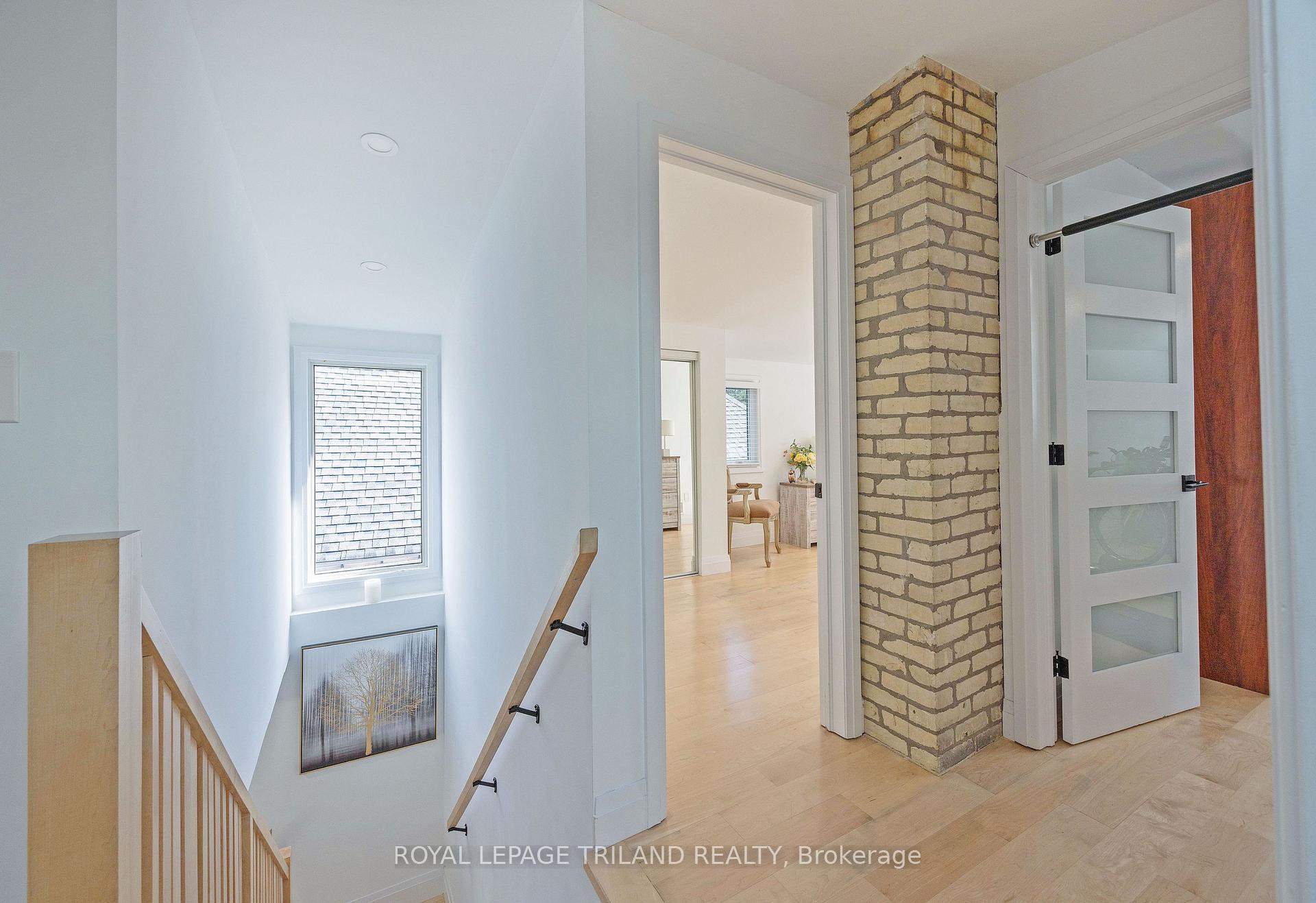 Photo 21 of 349 Emery Street E, London, South G — HOMEH