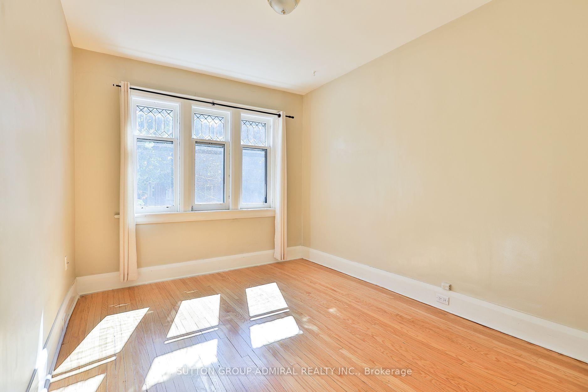 Photo 21 of 60 Manor Road E, Toronto, Mount Pleasant West — HOMEH
