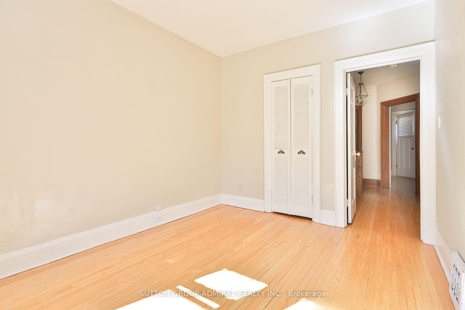 Photo 22 of 60 Manor Road E, Toronto, Mount Pleasant West — HOMEH