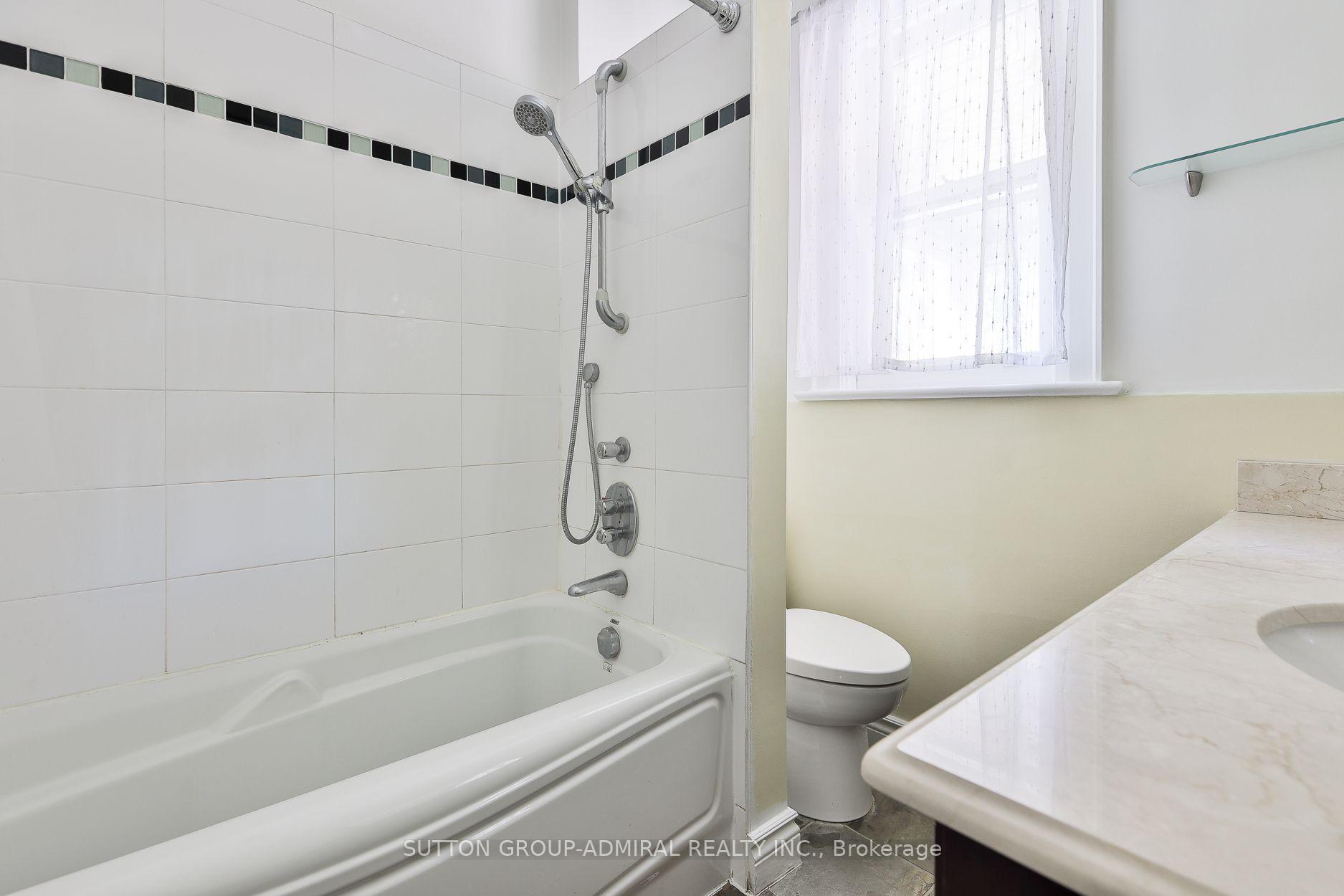 Photo 27 of 60 Manor Road E, Toronto, Mount Pleasant West — HOMEH