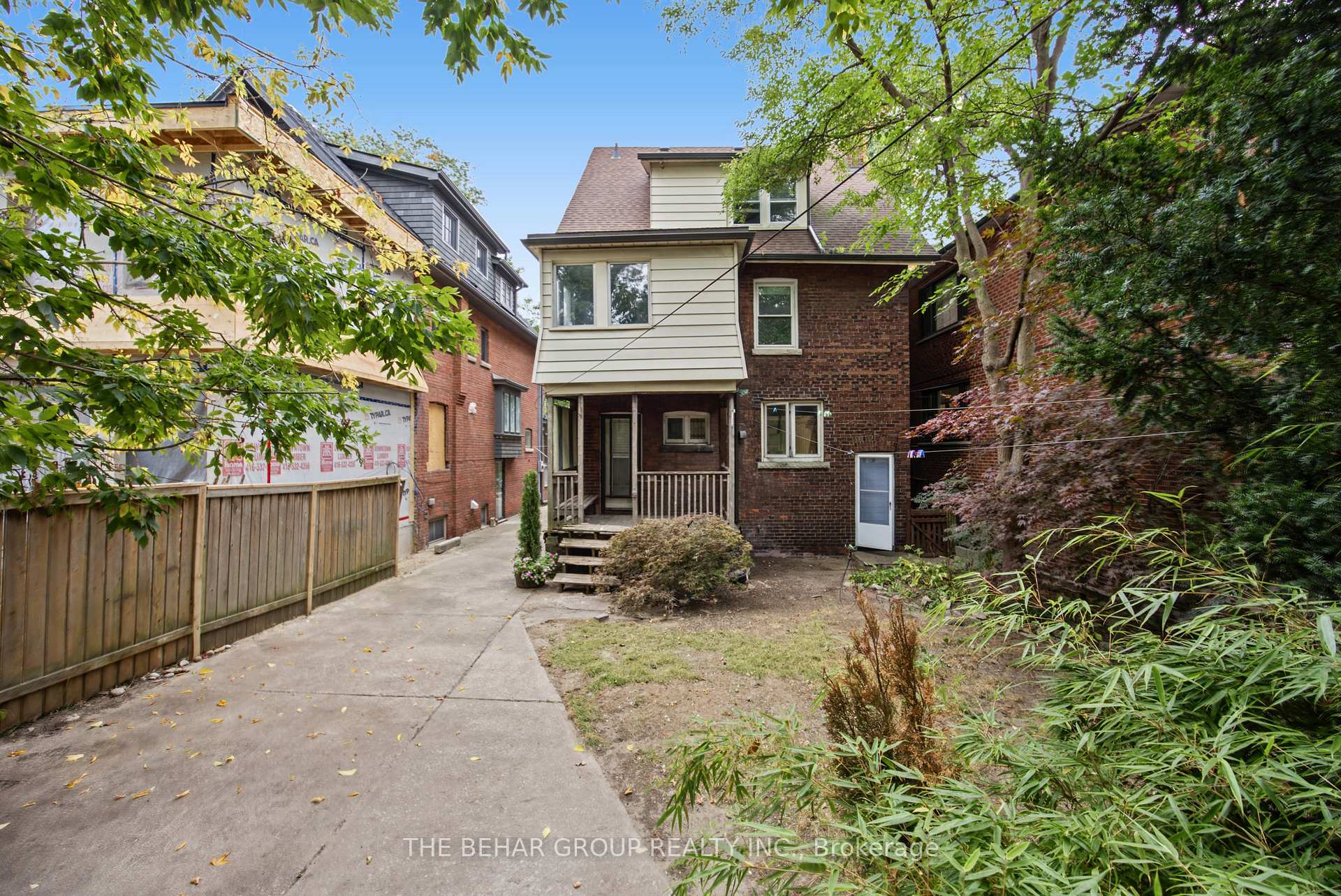 Photo 4 of 319 Indian Road, Toronto, High Park-Swansea — HOMEH