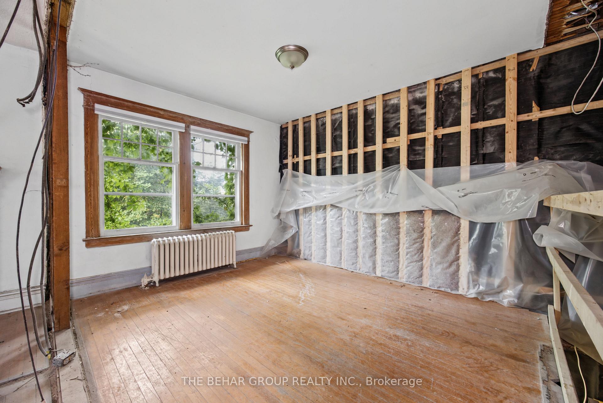 Photo 15 of 319 Indian Road, Toronto, High Park-Swansea — HOMEH