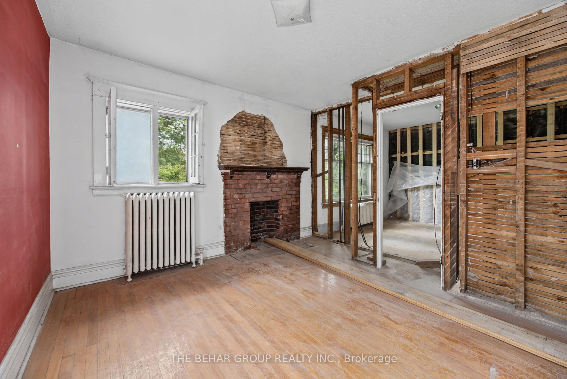 Photo 16 of 319 Indian Road, Toronto, High Park-Swansea — HOMEH