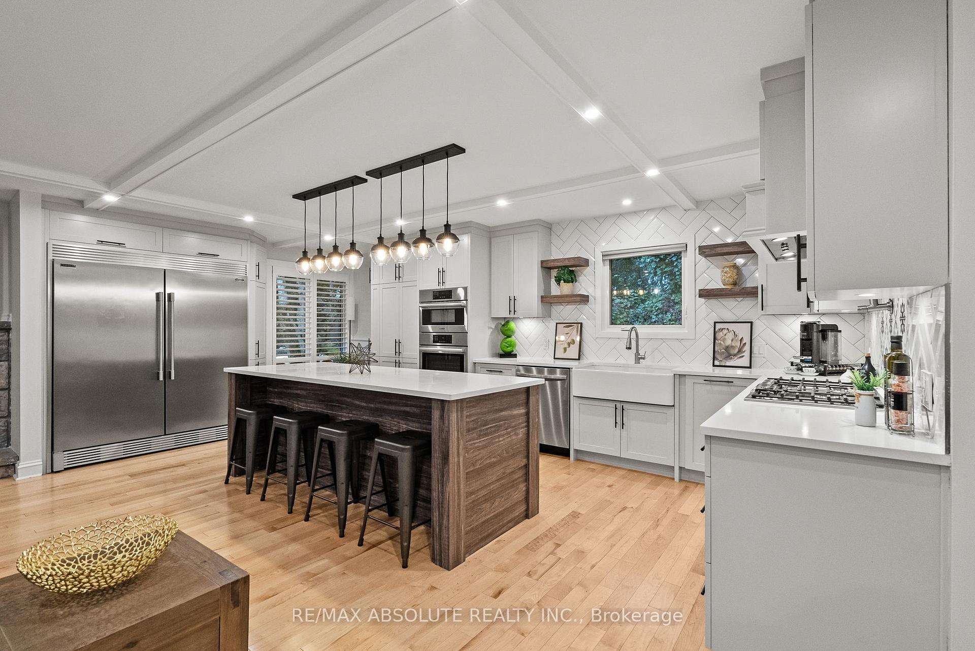 Photo 6 of 21 Revol Road, Ottawa, Merivale Gardens — HOMEH