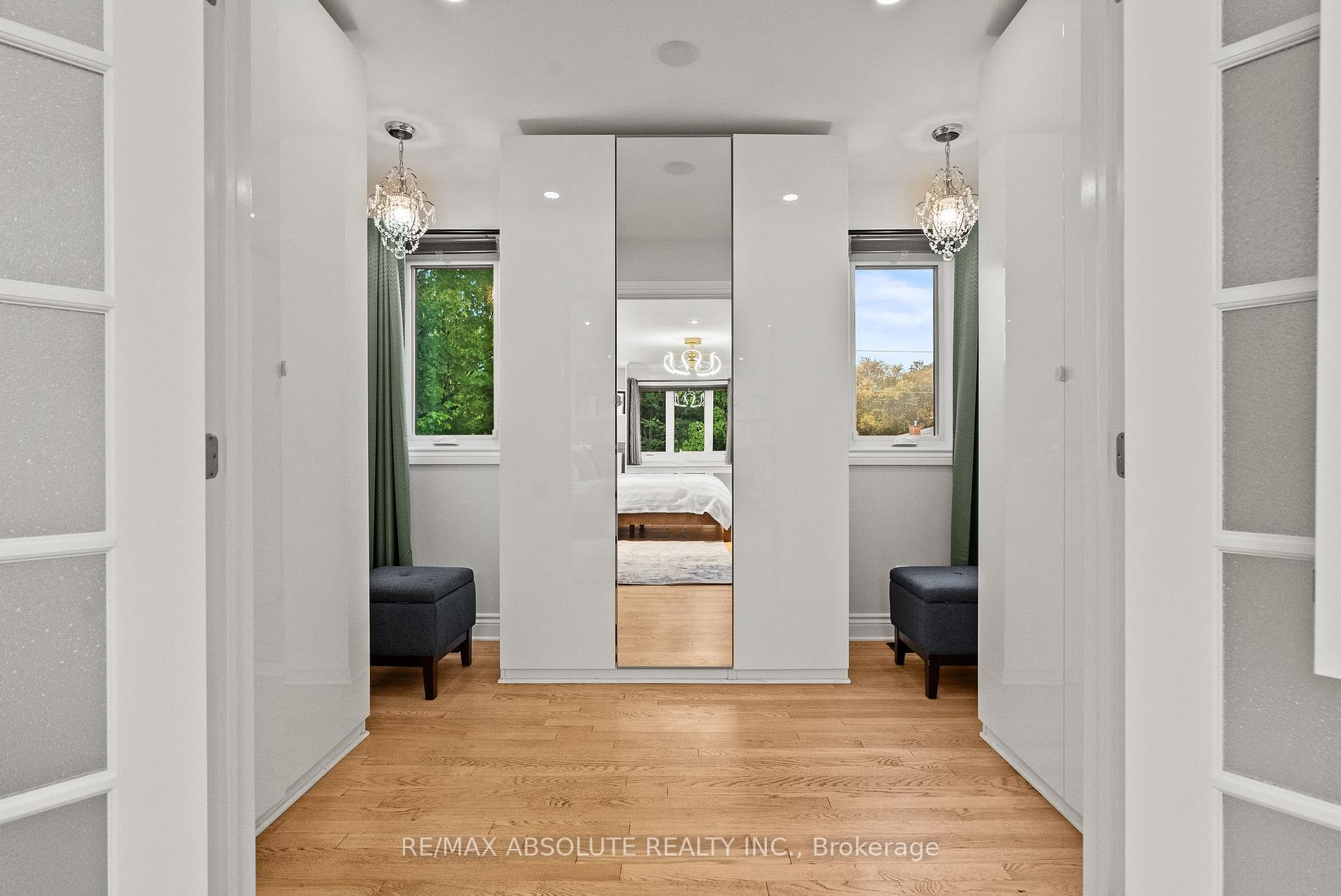 Photo 20 of 21 Revol Road, Ottawa, Merivale Gardens — HOMEH