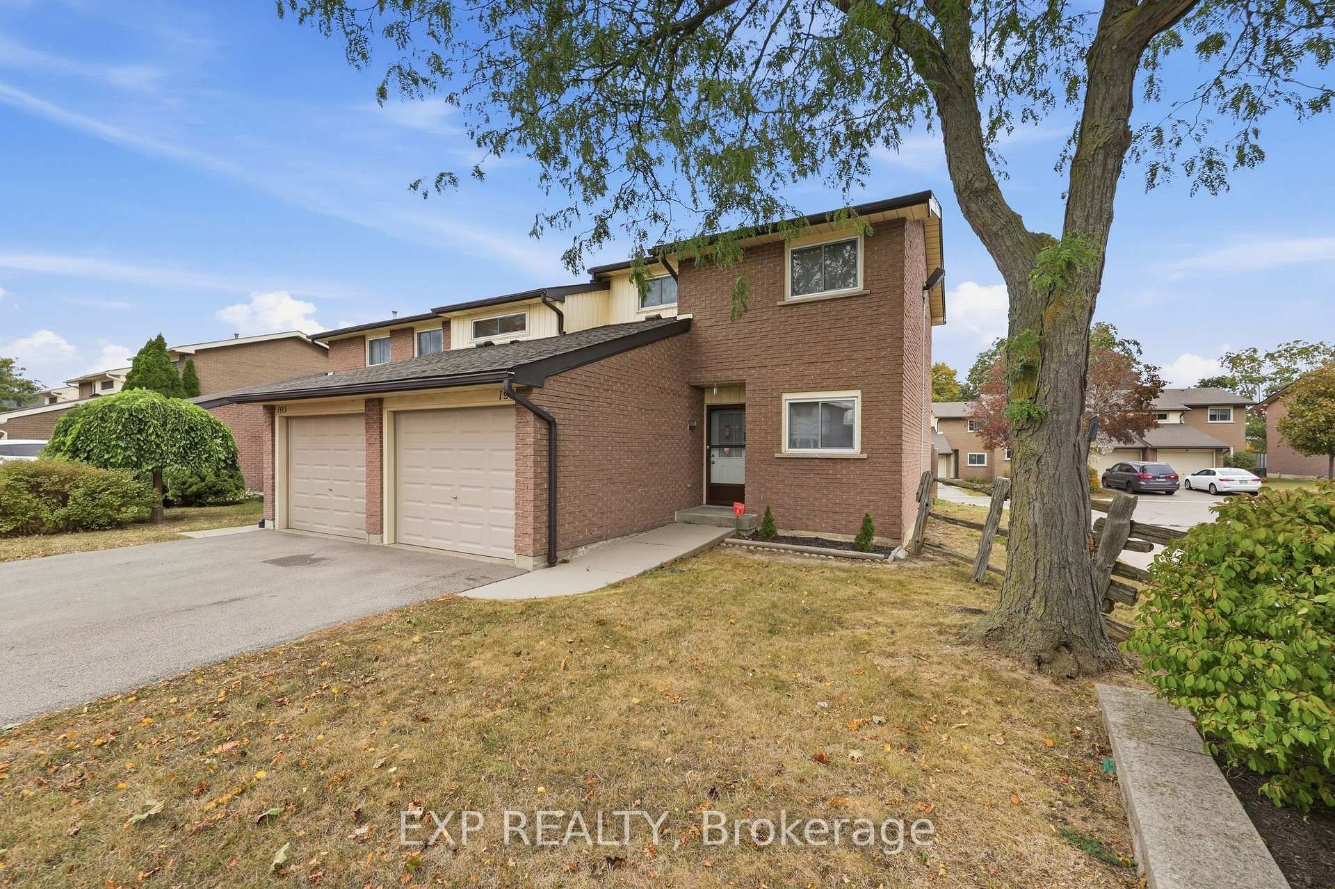 Photo 2 of Unit 38, 195 Queen Victoria Drive, Hamilton, Quinndale — HOMEH