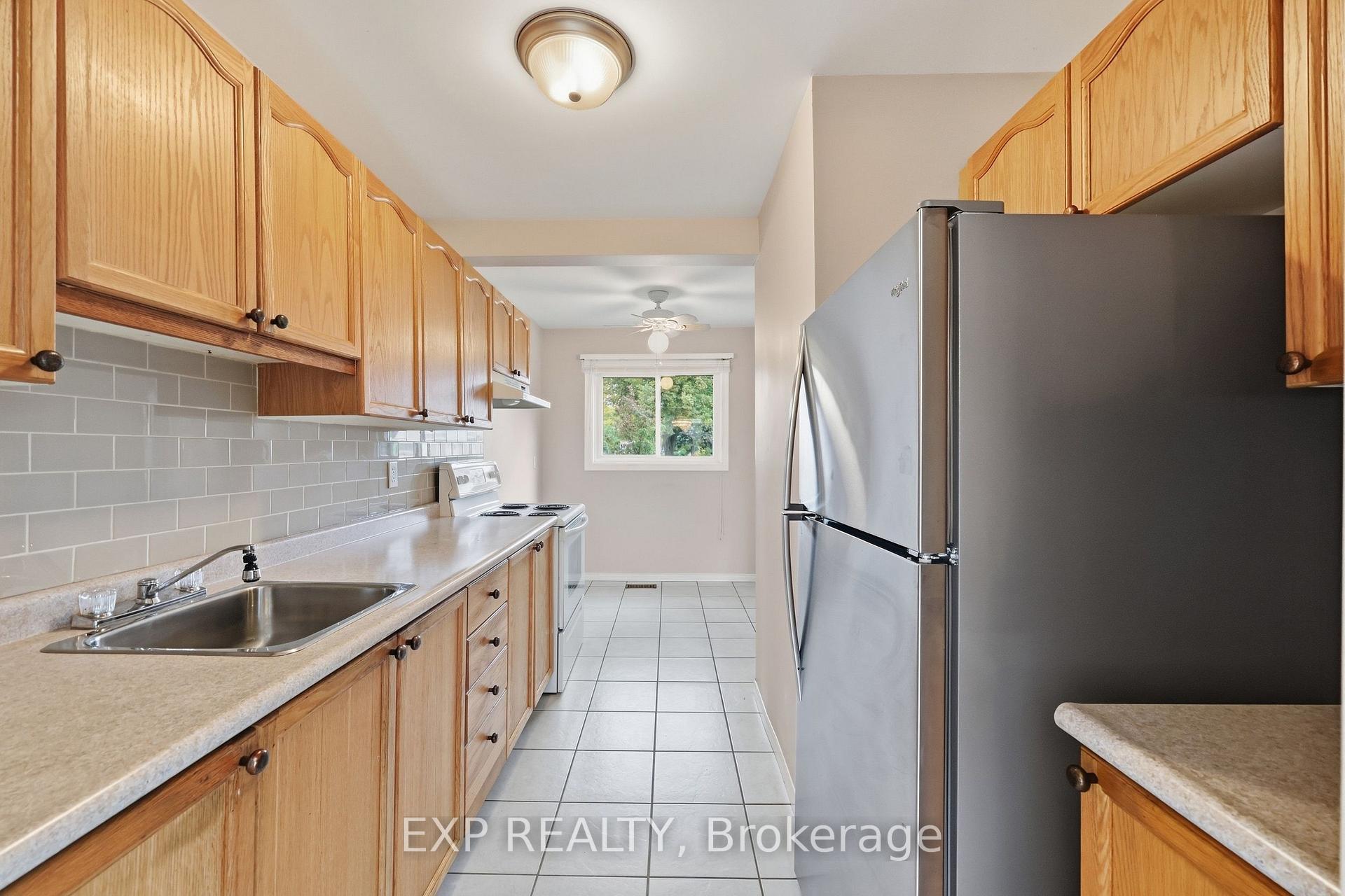 Photo 13 of Unit 38, 195 Queen Victoria Drive, Hamilton, Quinndale — HOMEH