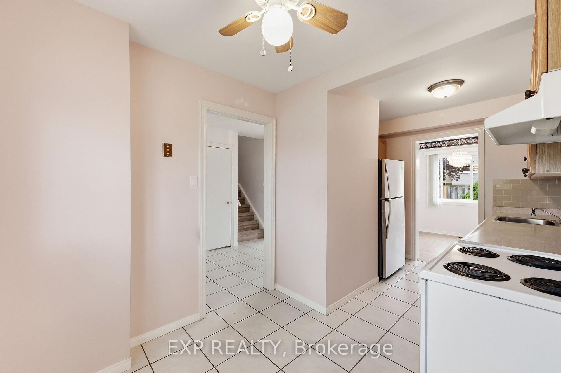 Photo 14 of Unit 38, 195 Queen Victoria Drive, Hamilton, Quinndale — HOMEH