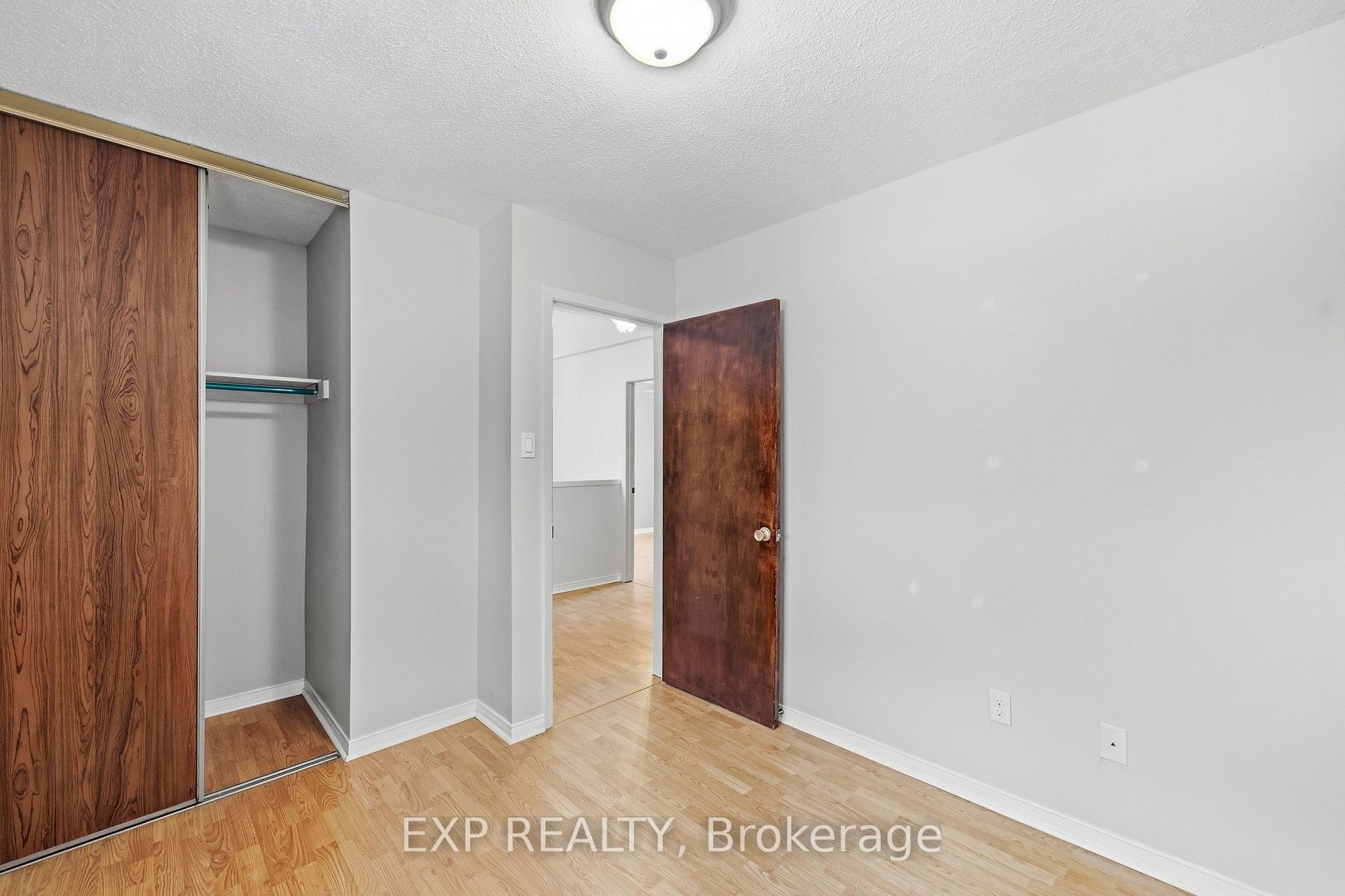 Photo 23 of Unit 38, 195 Queen Victoria Drive, Hamilton, Quinndale — HOMEH