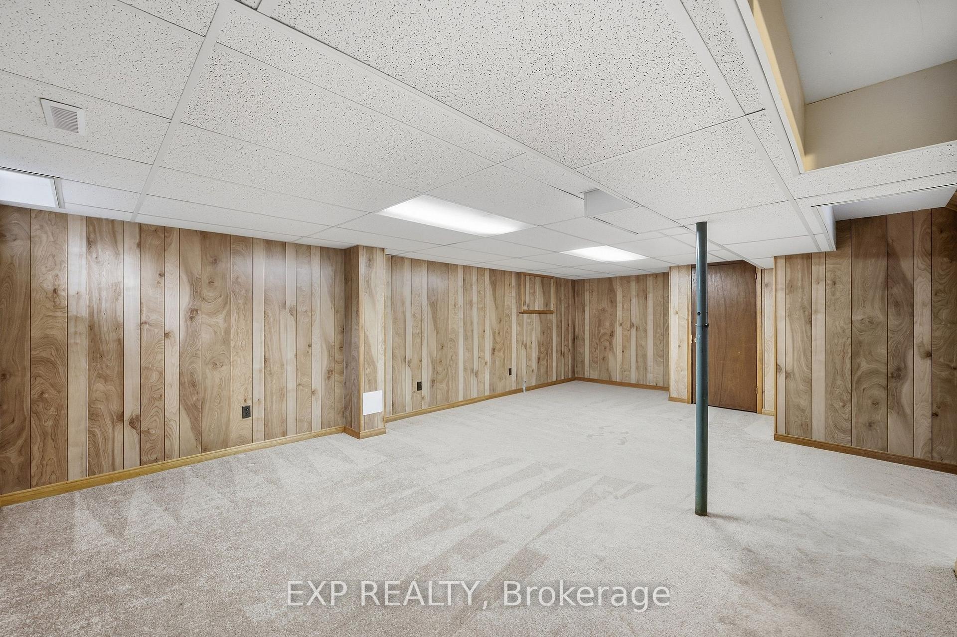 Photo 27 of Unit 38, 195 Queen Victoria Drive, Hamilton, Quinndale — HOMEH